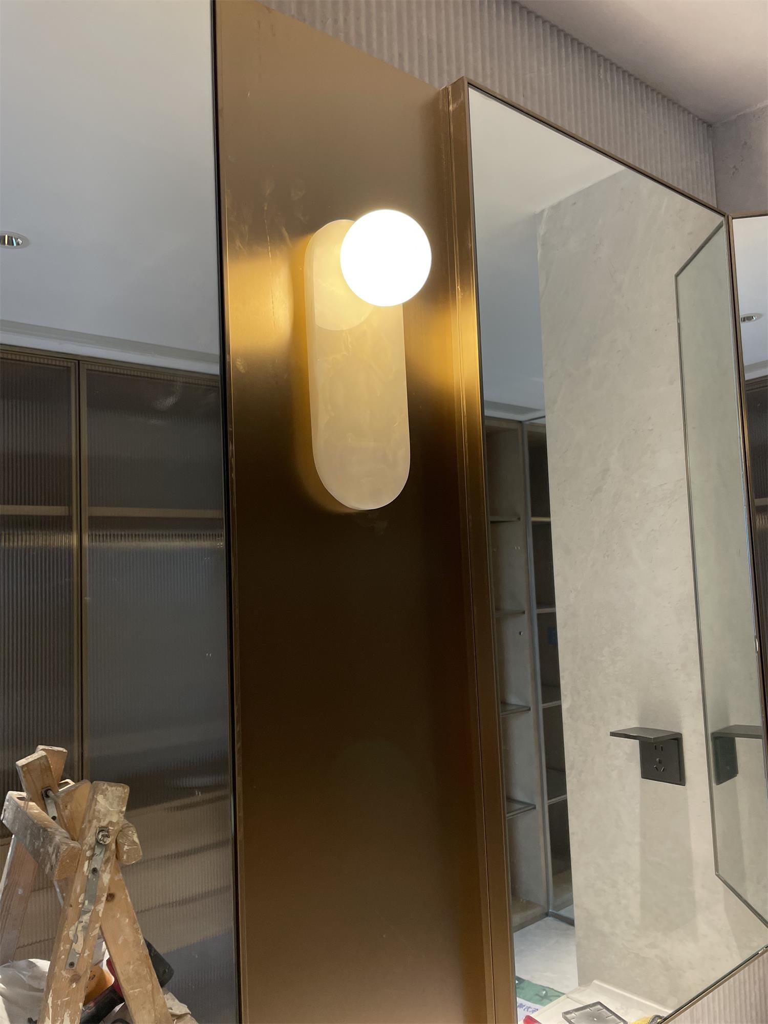 Lucie Jade Wall Lamp Radilum