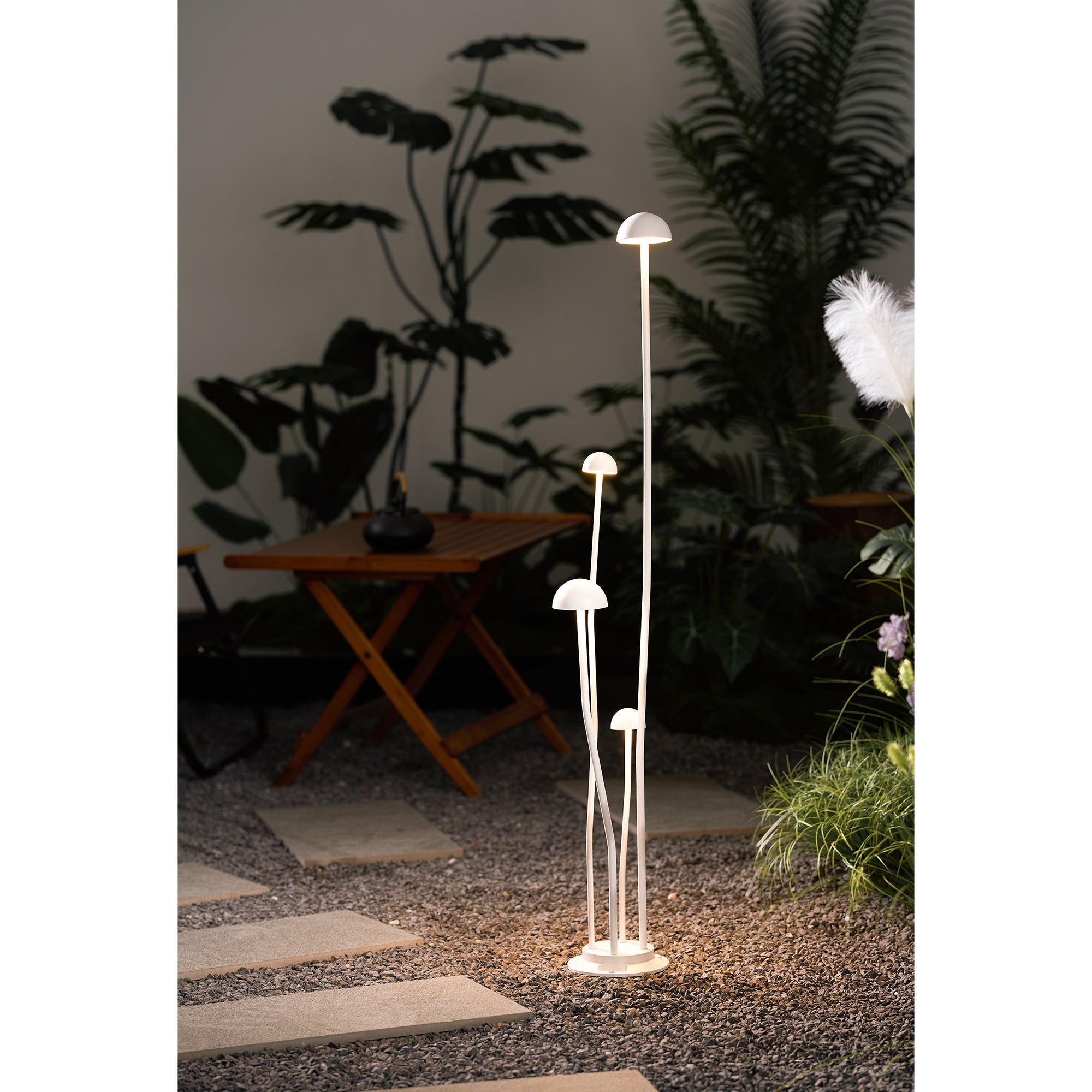 Luciole Outdoor Floor Lamp