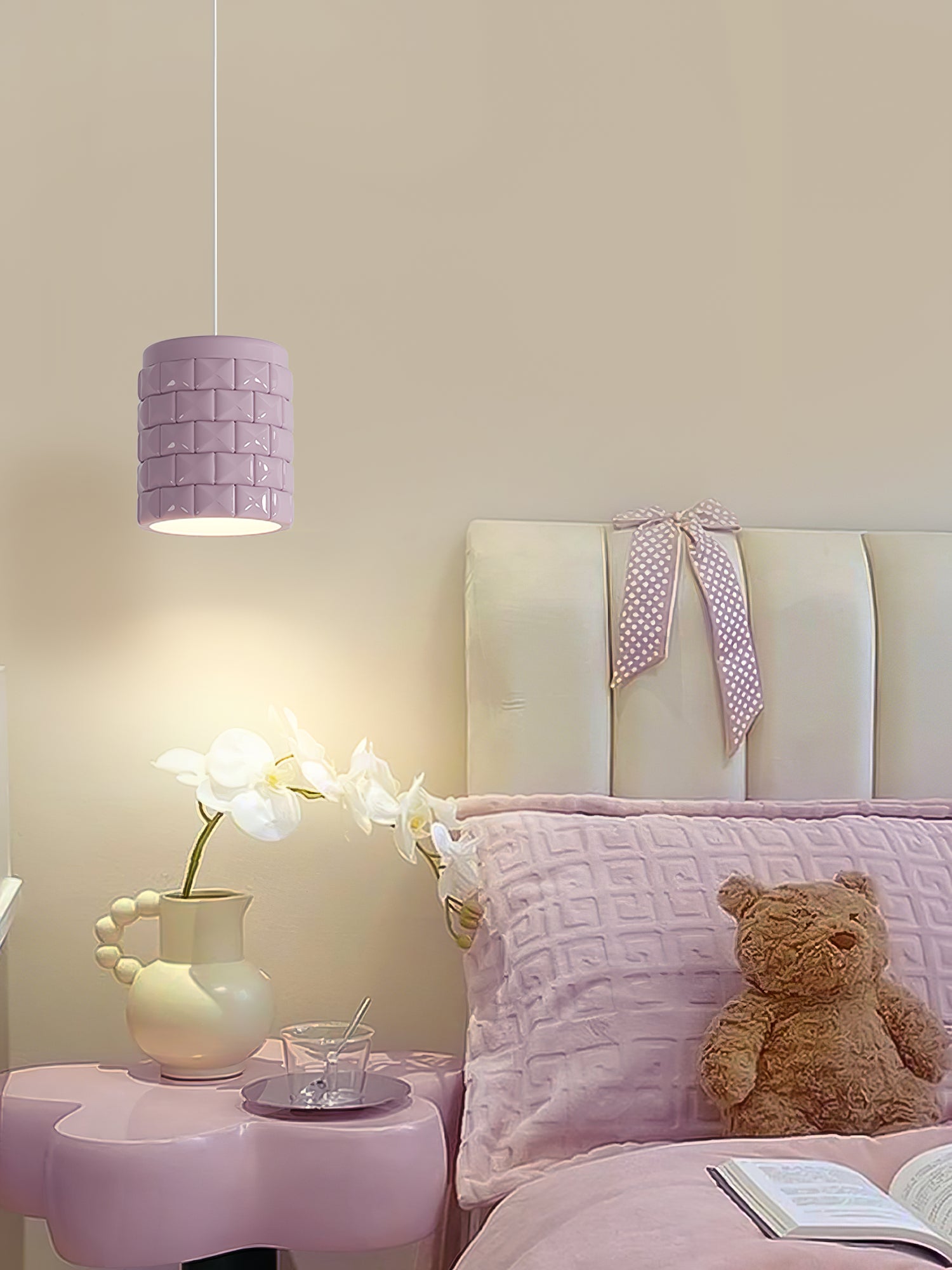 Lysne Girl Pendant Lamp