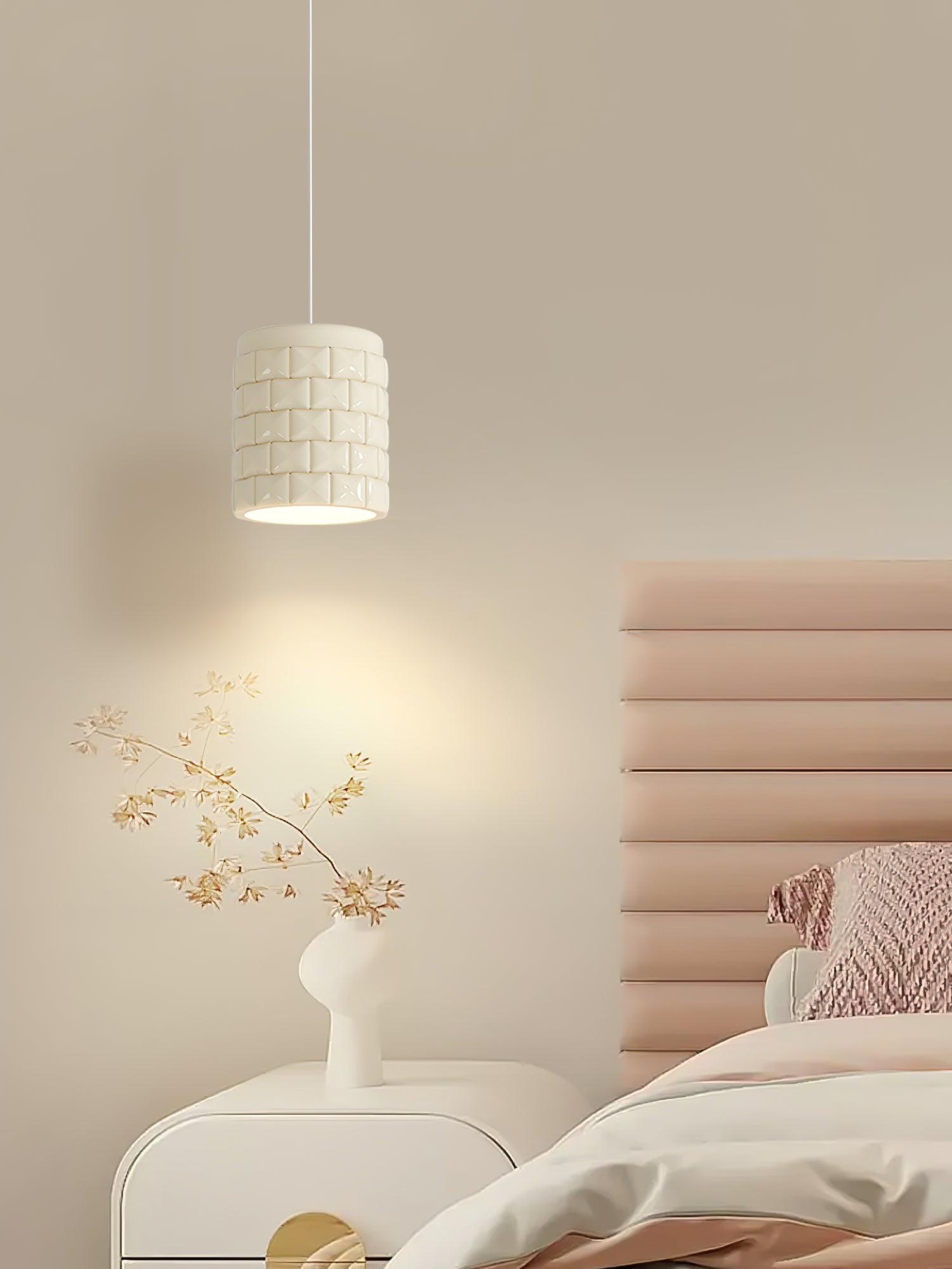 Lysne Girl Pendant Lamp