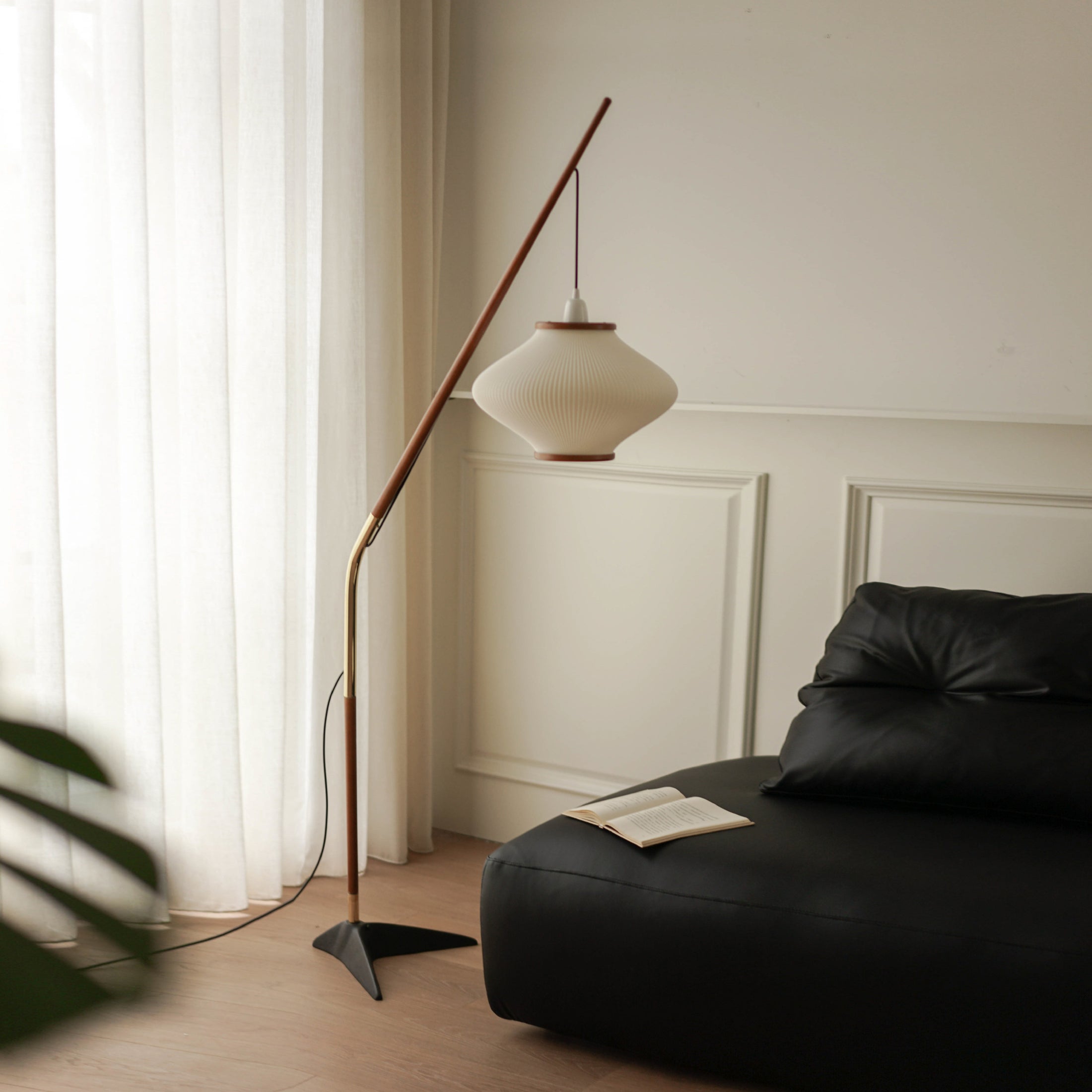 Matsusu Floor Lamp