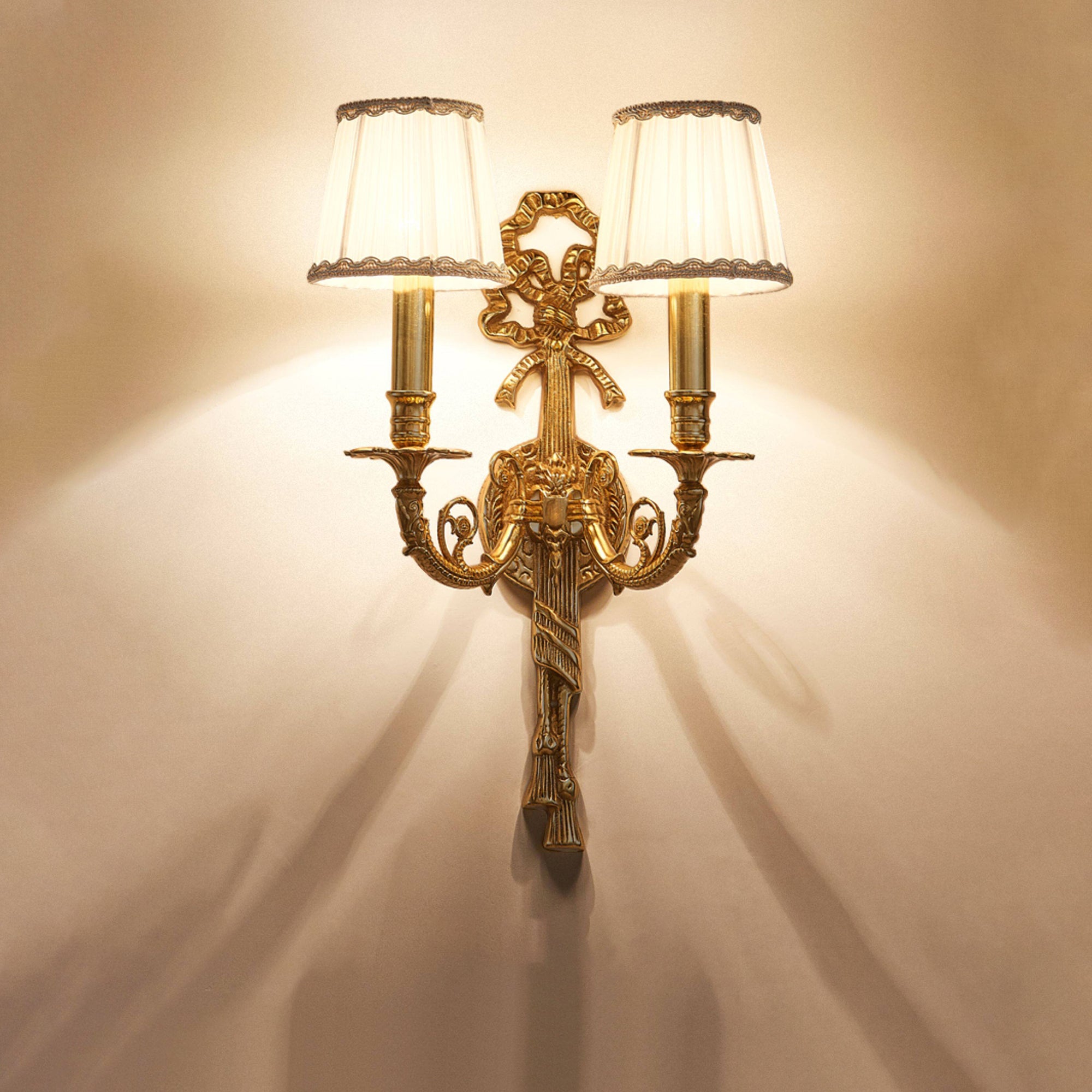 Medazio Wall Lamp