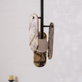 Cargar la imagen en la vista de la galería, Megalith Marble Pendant Lamp

