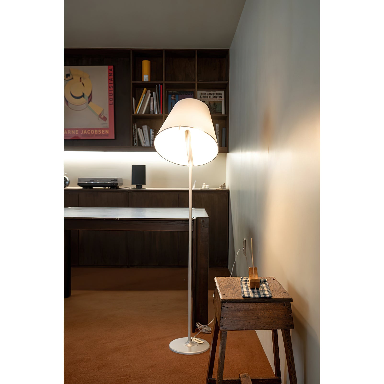 Melampo Floor Lamp