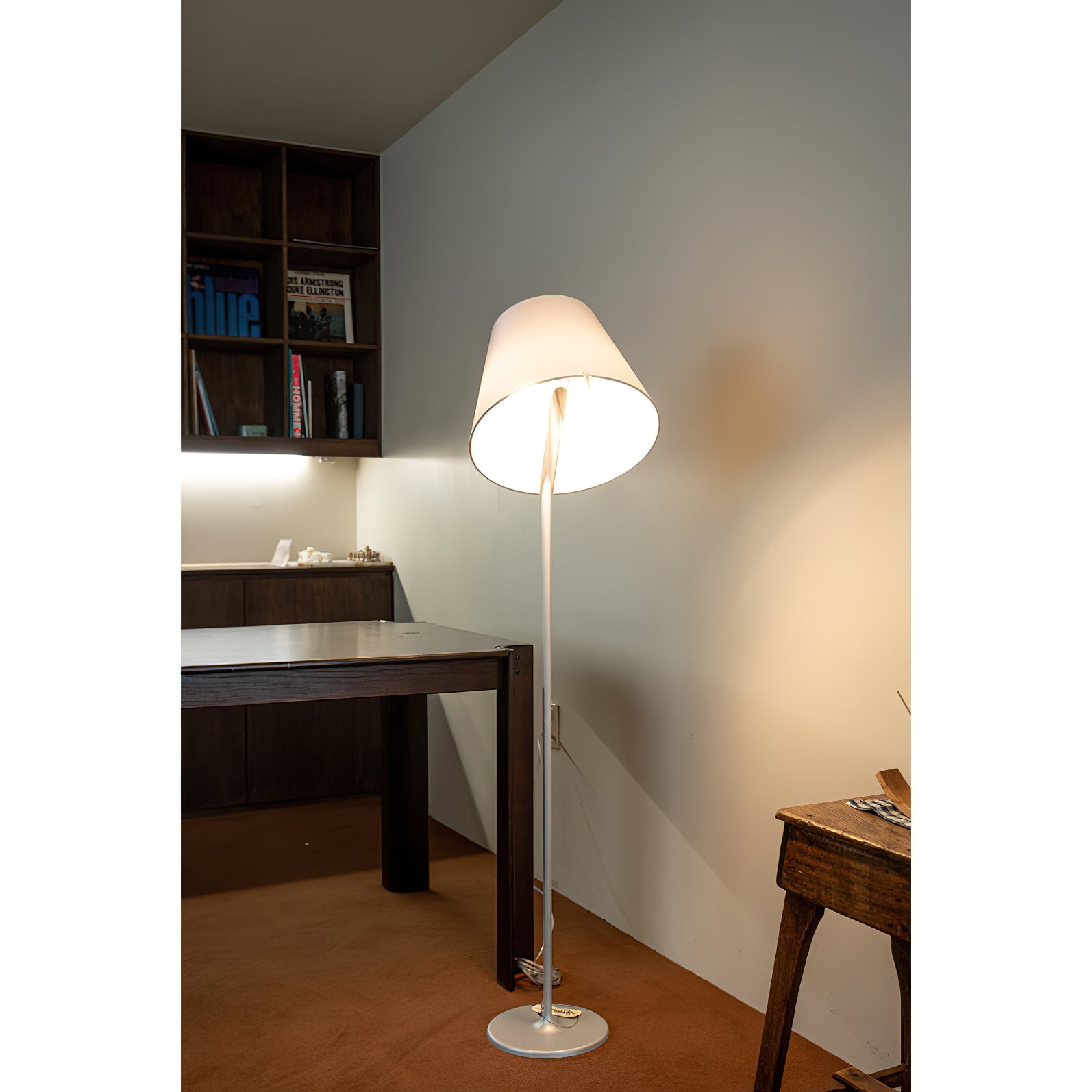 Melampo Floor Lamp