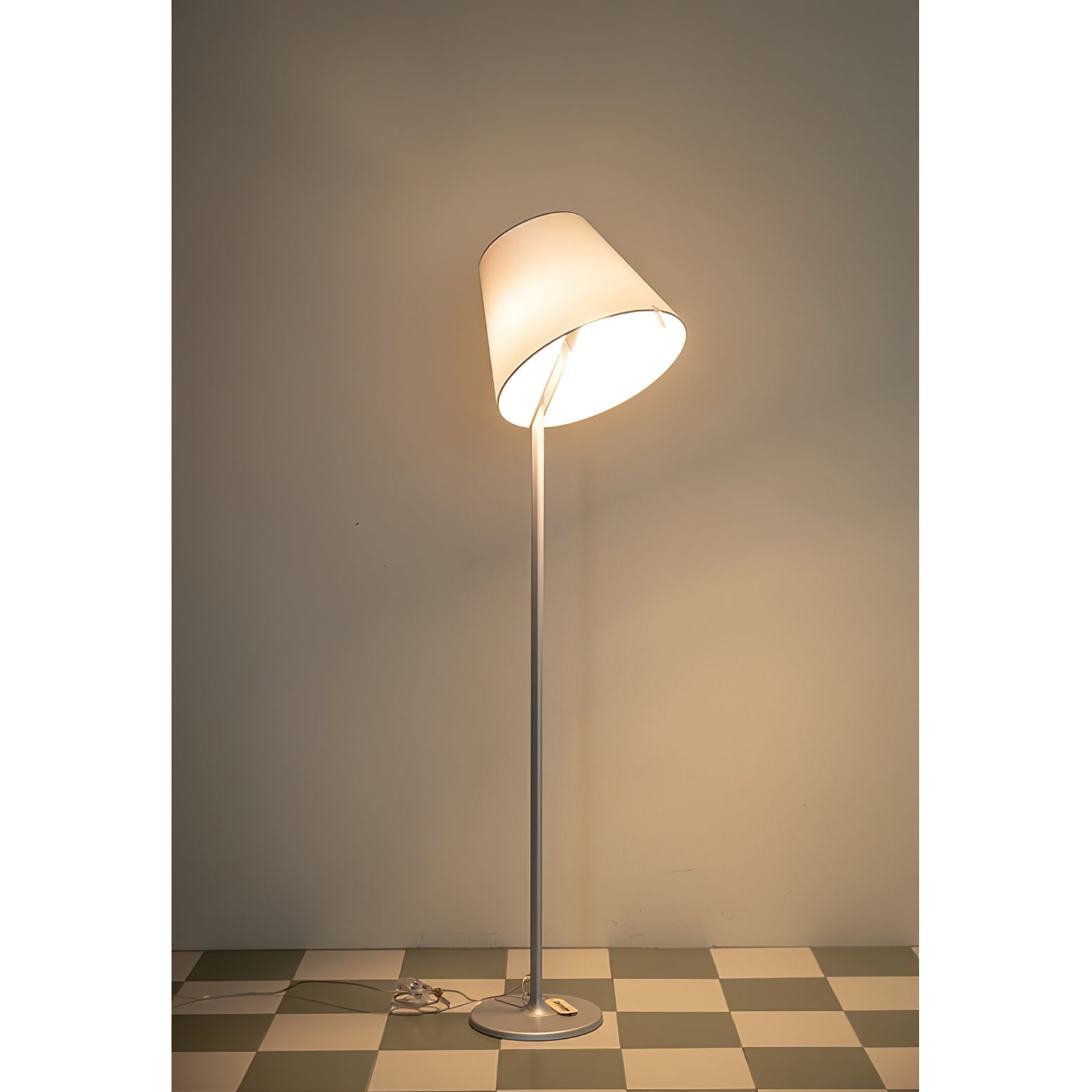 Melampo Floor Lamp