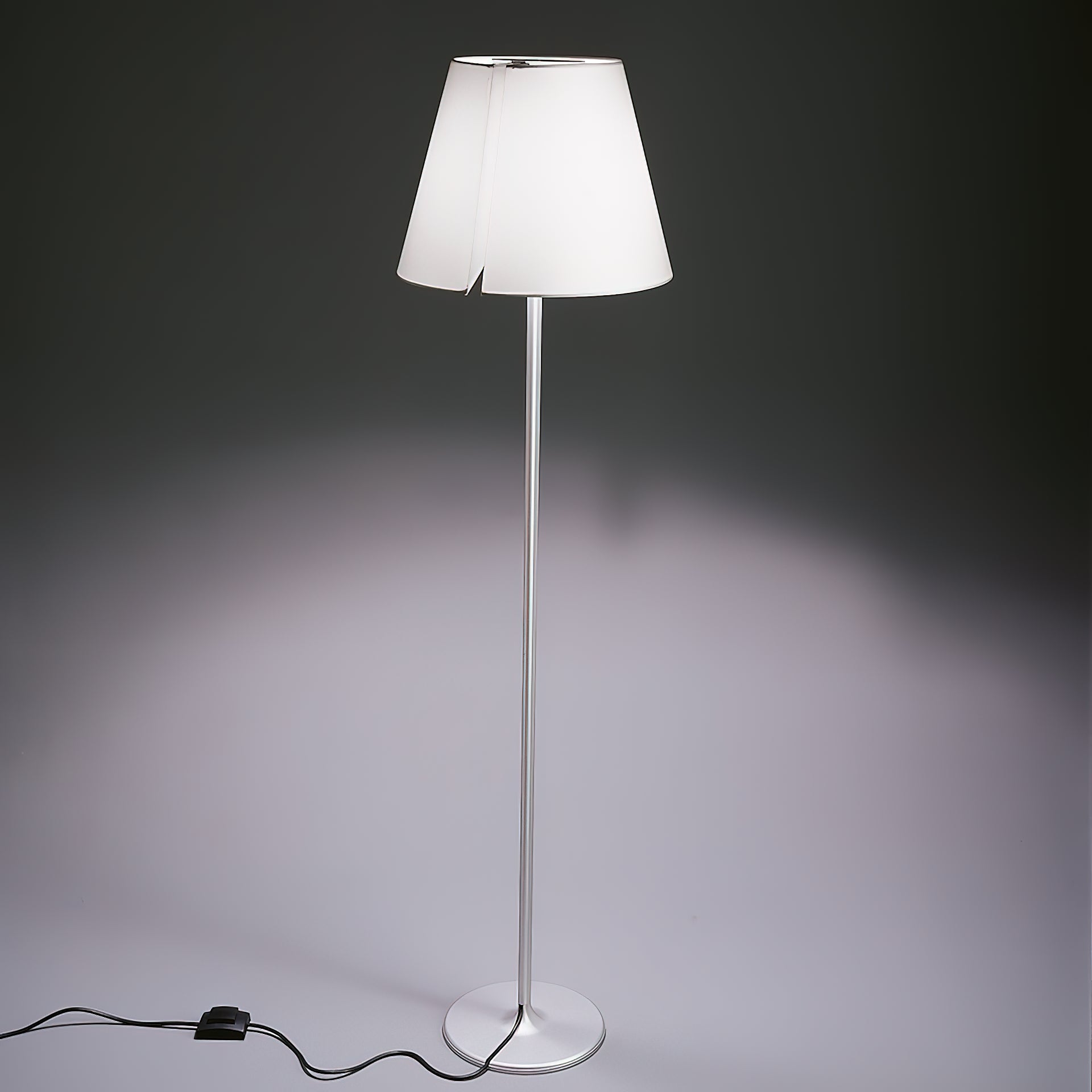 Melampo Floor Lamp