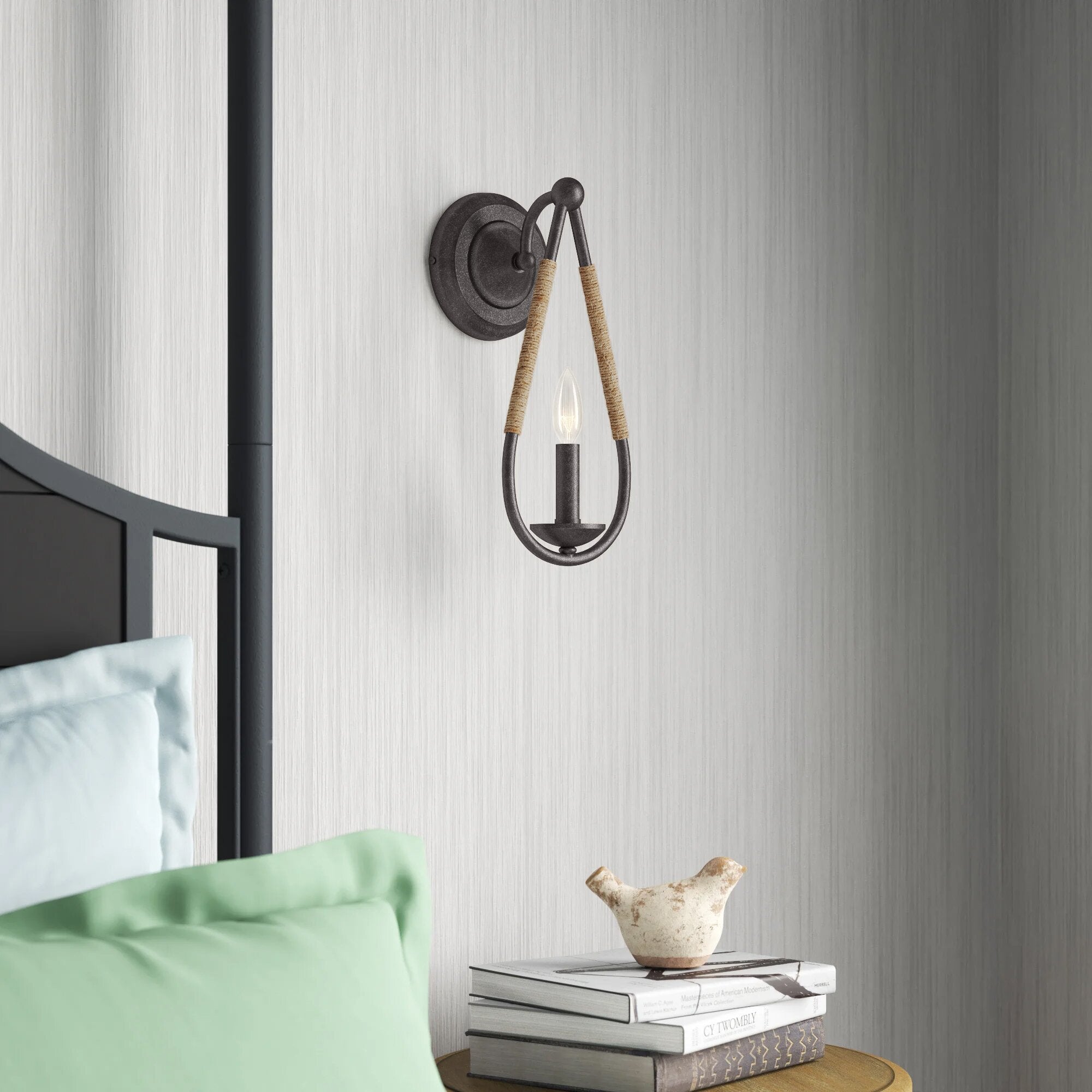 Meridian Wall Lamp