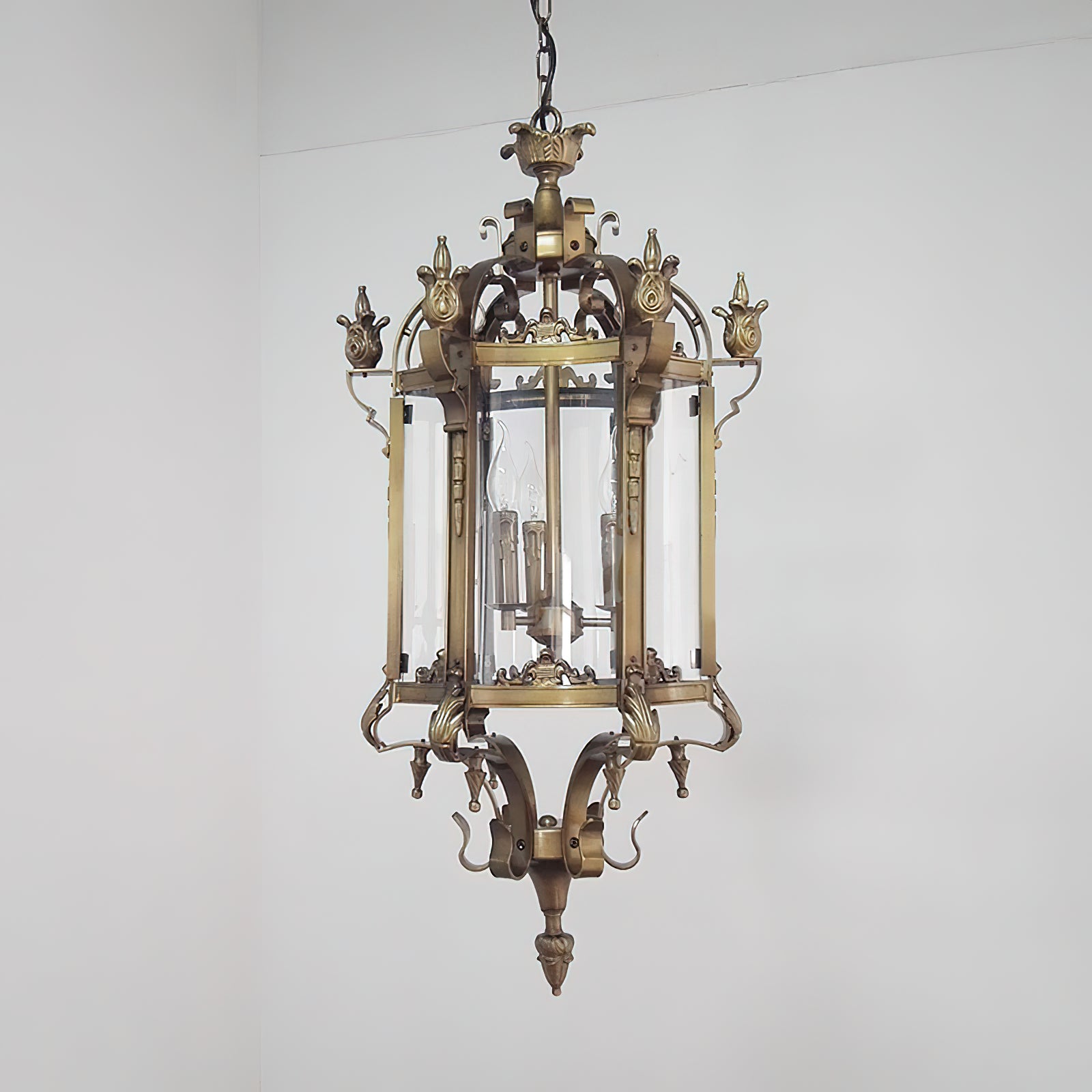 Metropolitan Lantern Chandelier