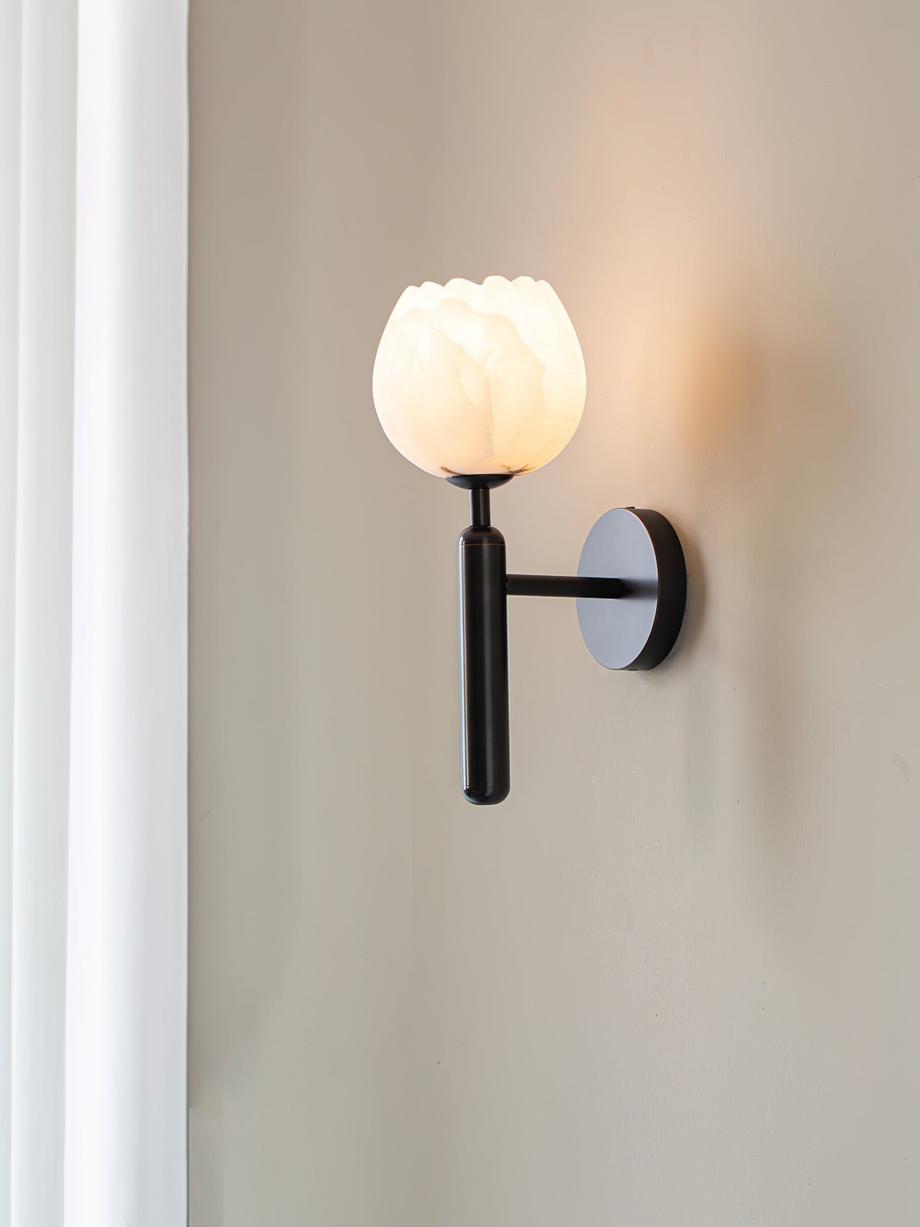 Mian Wall Lamp