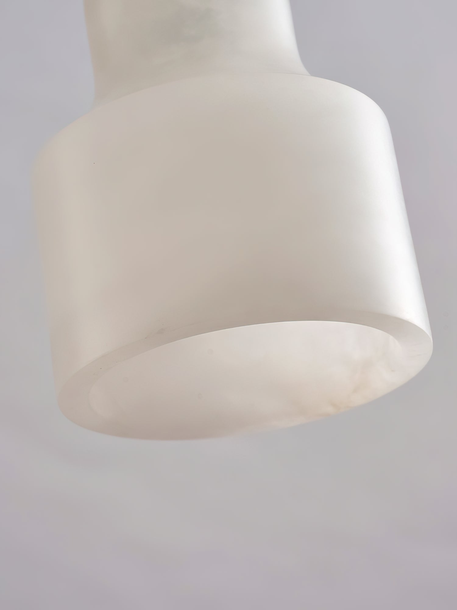 Millson Alabaster Pendnat Light