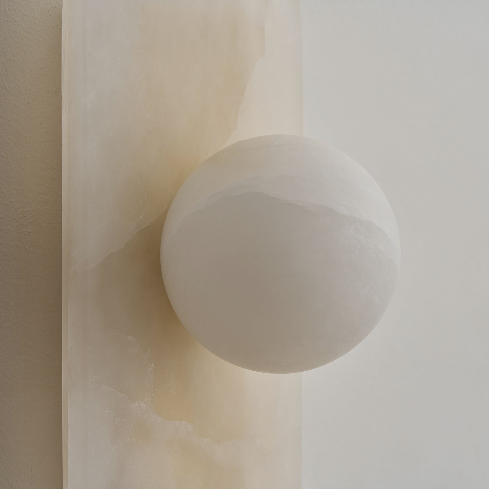Modulo Alabaster Wall Sconce