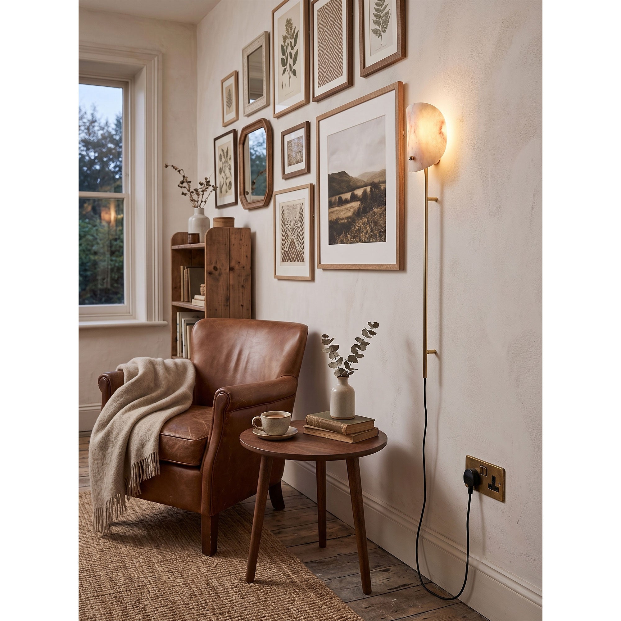 Monet Onyx Plug-In Sconce