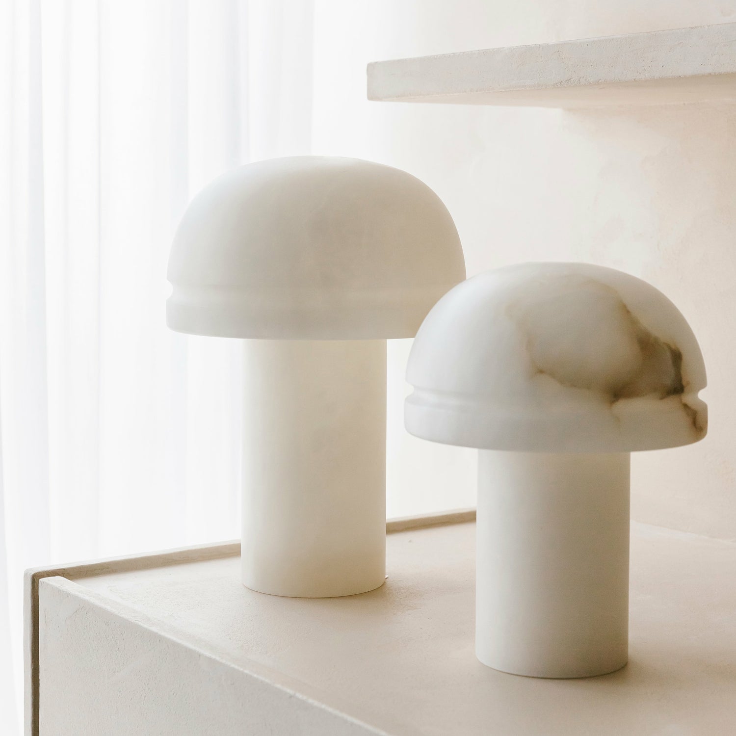 Dometra Alabaster Table Lamp