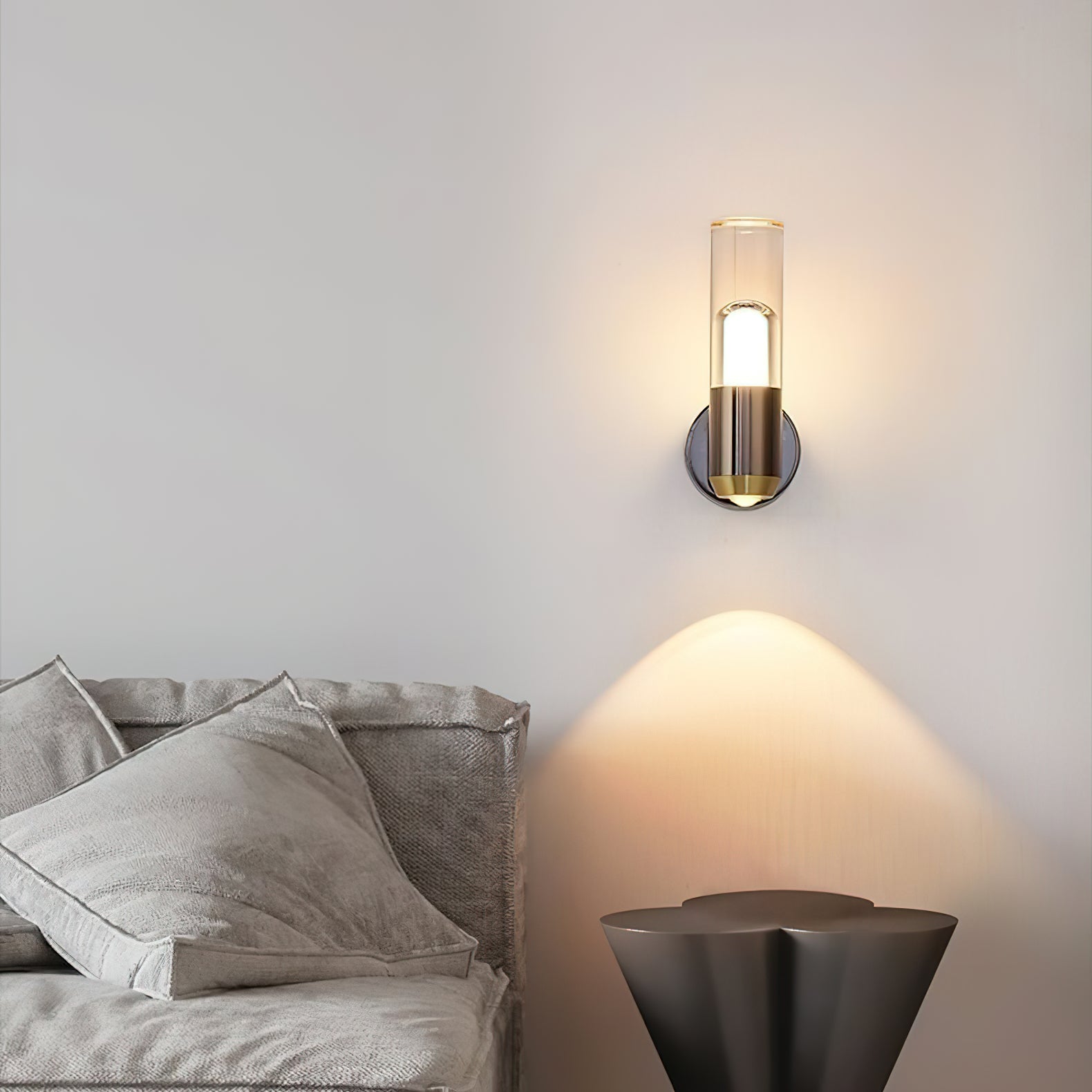 Moxie LED Wall Lamp