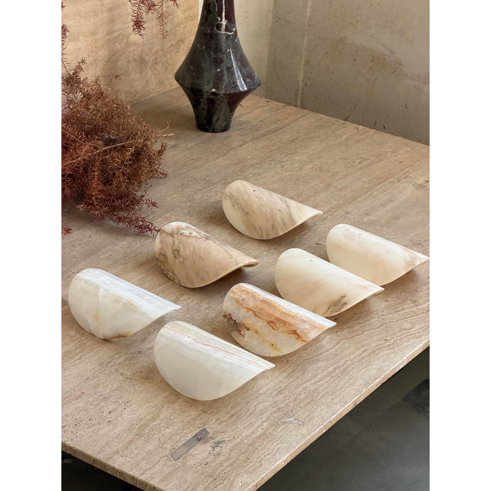 Monet Onyx Wall Lamp