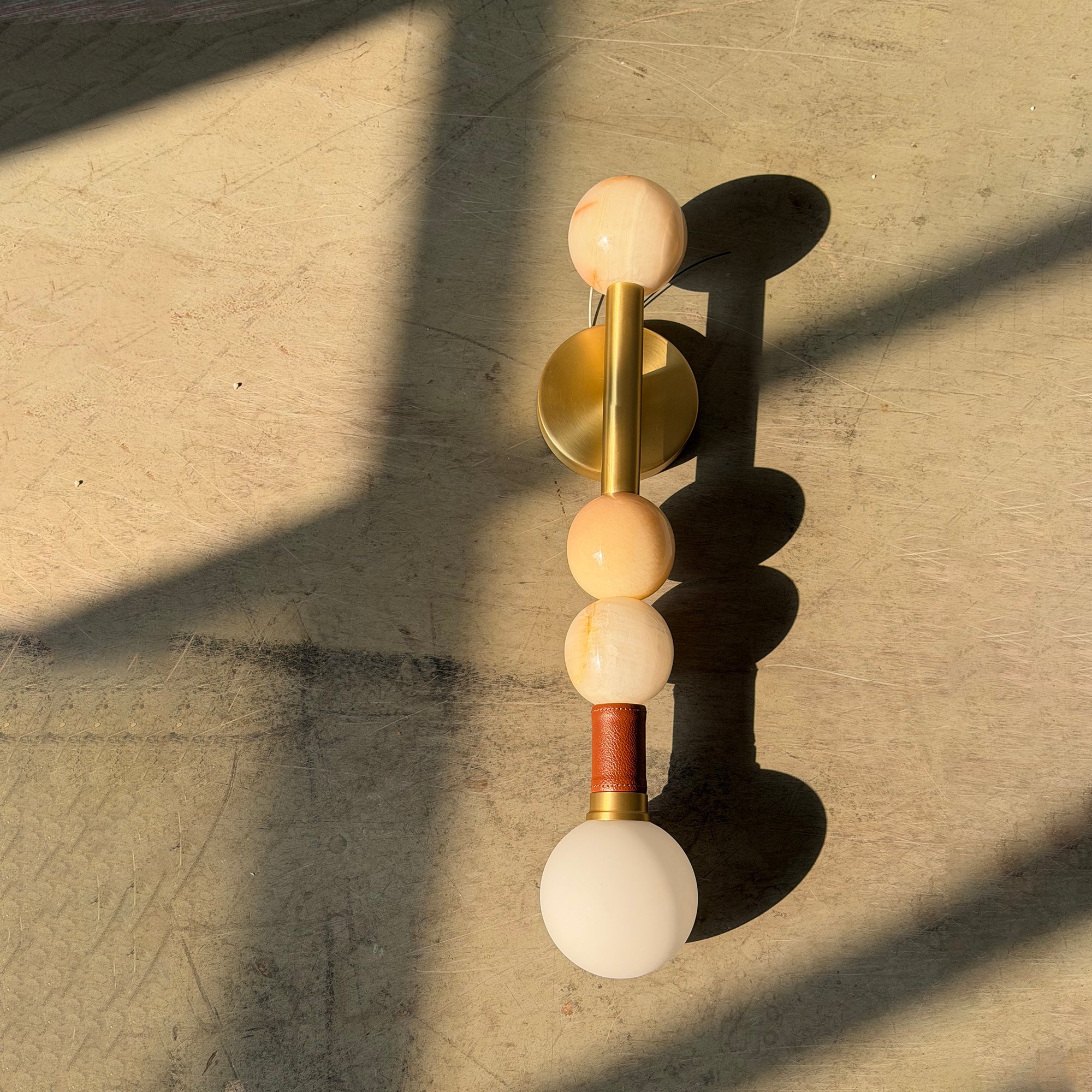 Toam Marble Wall Lamp