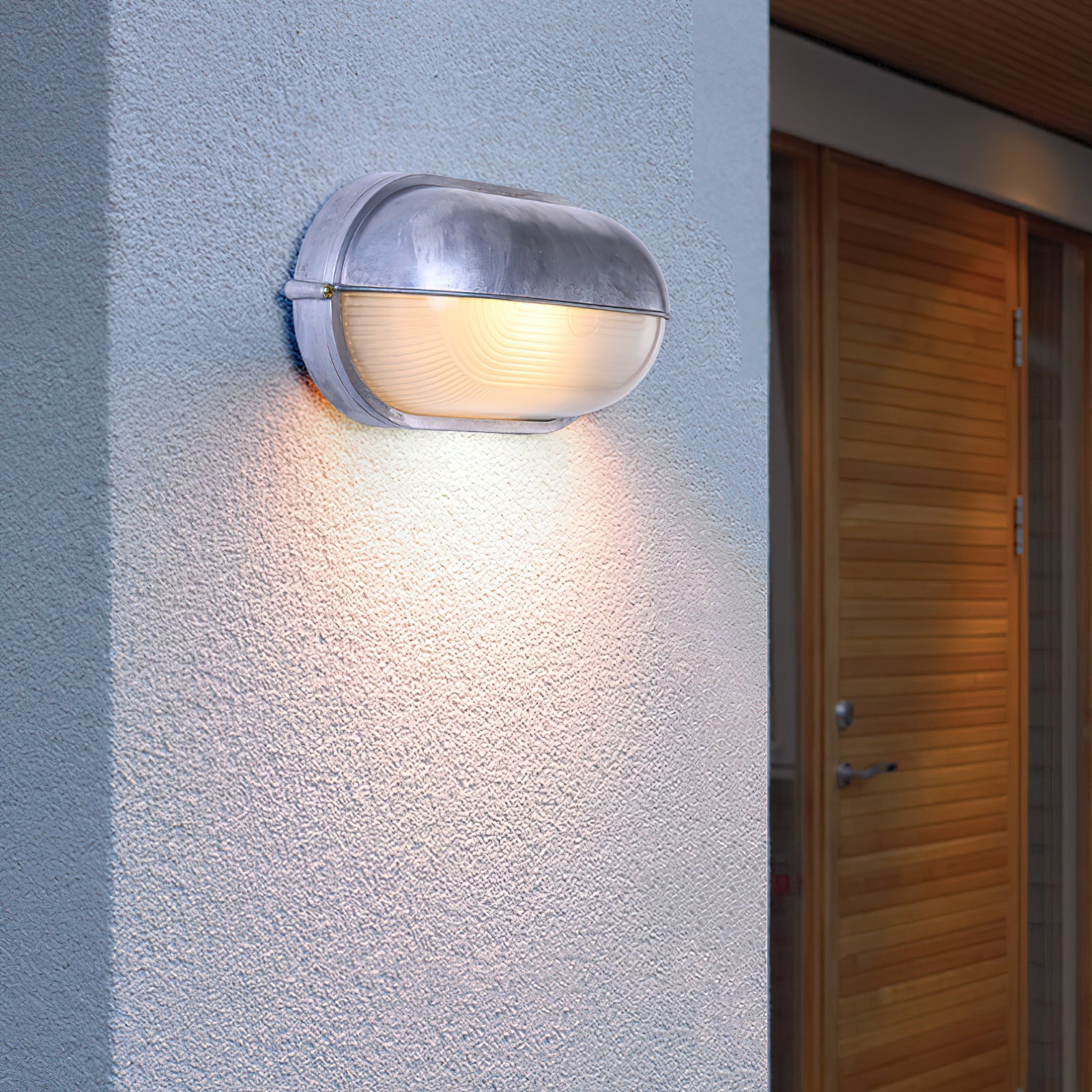 Nauticus Outdoor Wall Lamp