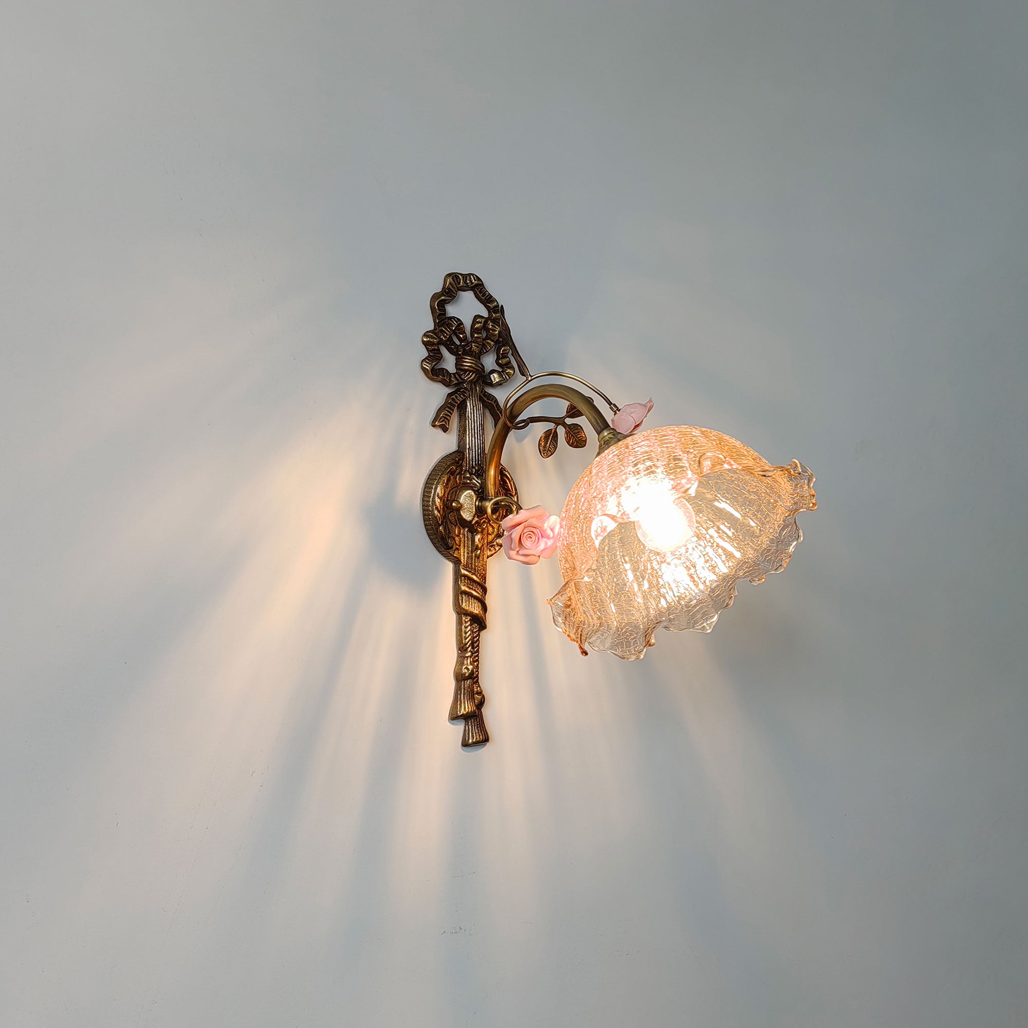Neiman Wall Lamp