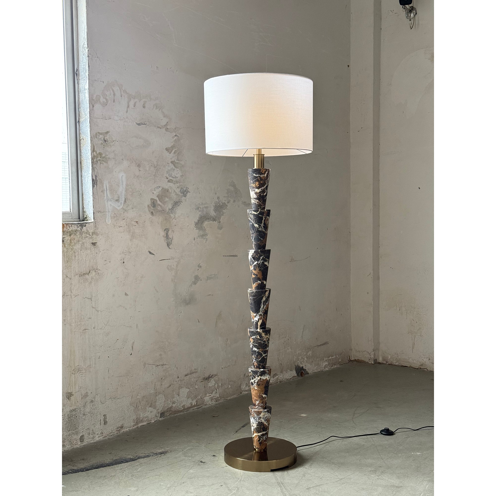 Nizwa Marble Floor Lamp