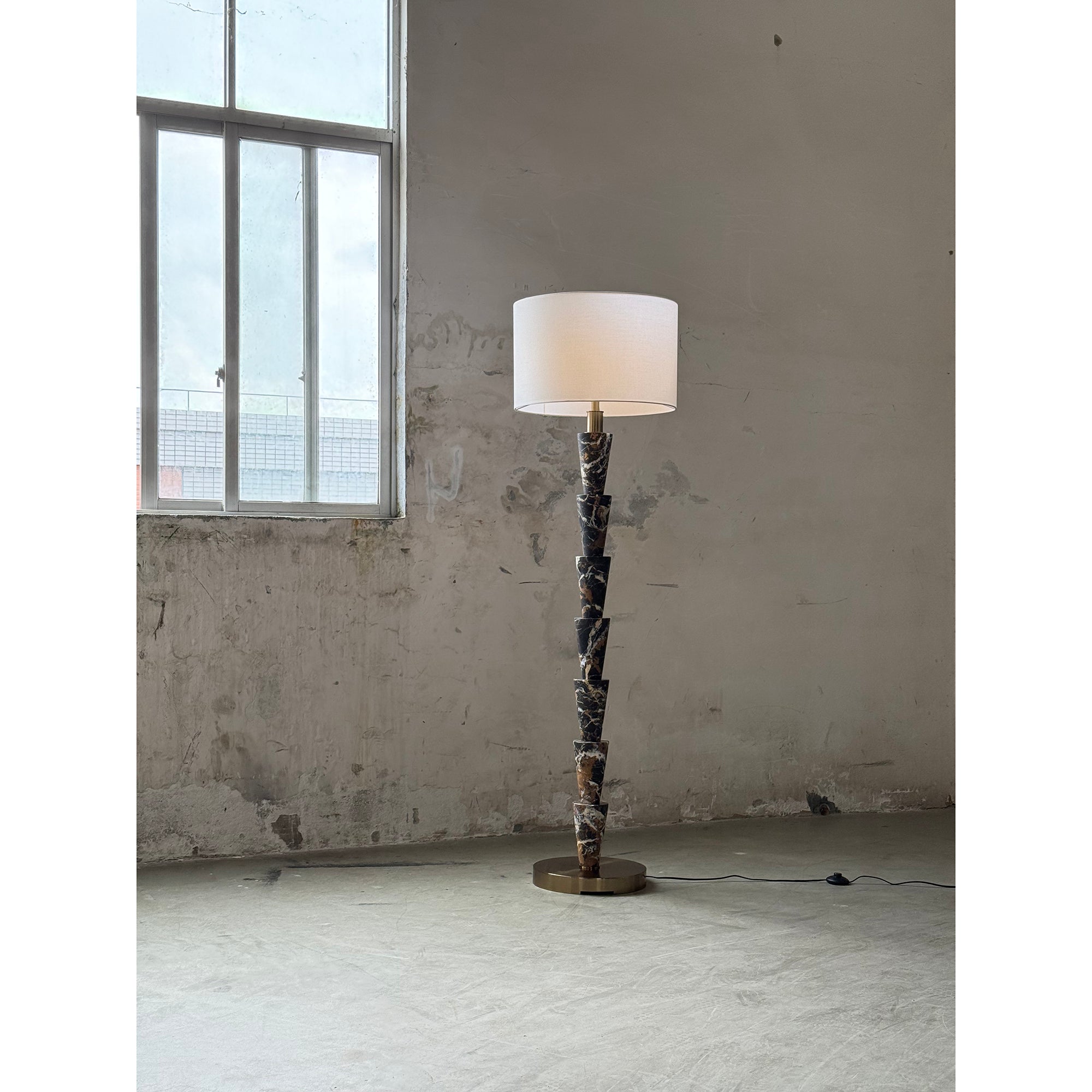 Nizwa Marble Floor Lamp