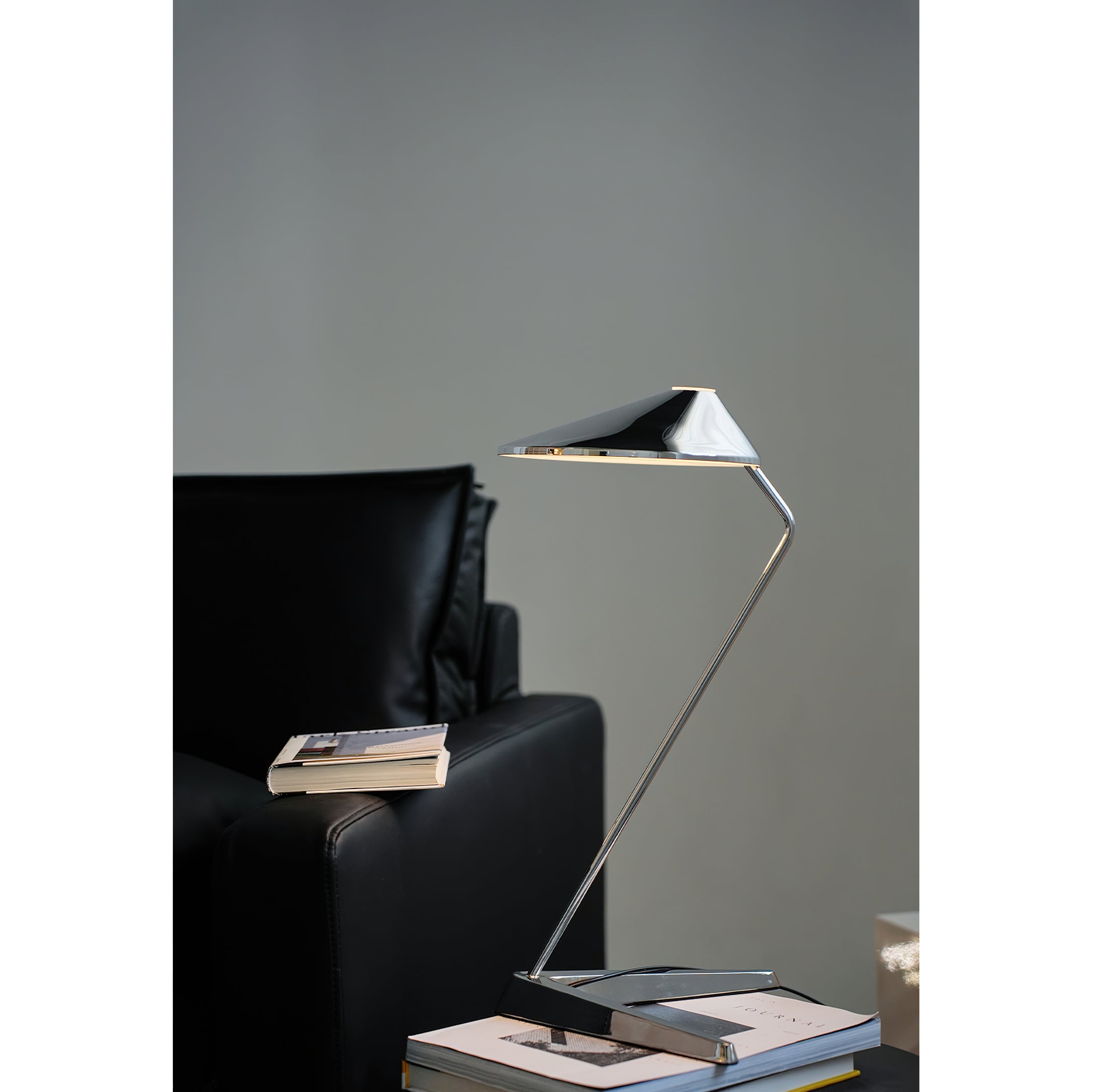 Non La Table Lamp