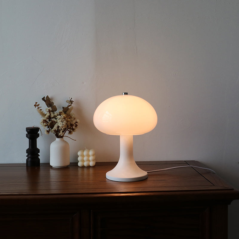 Lampe de table nordique blanche en forme de petit champignon