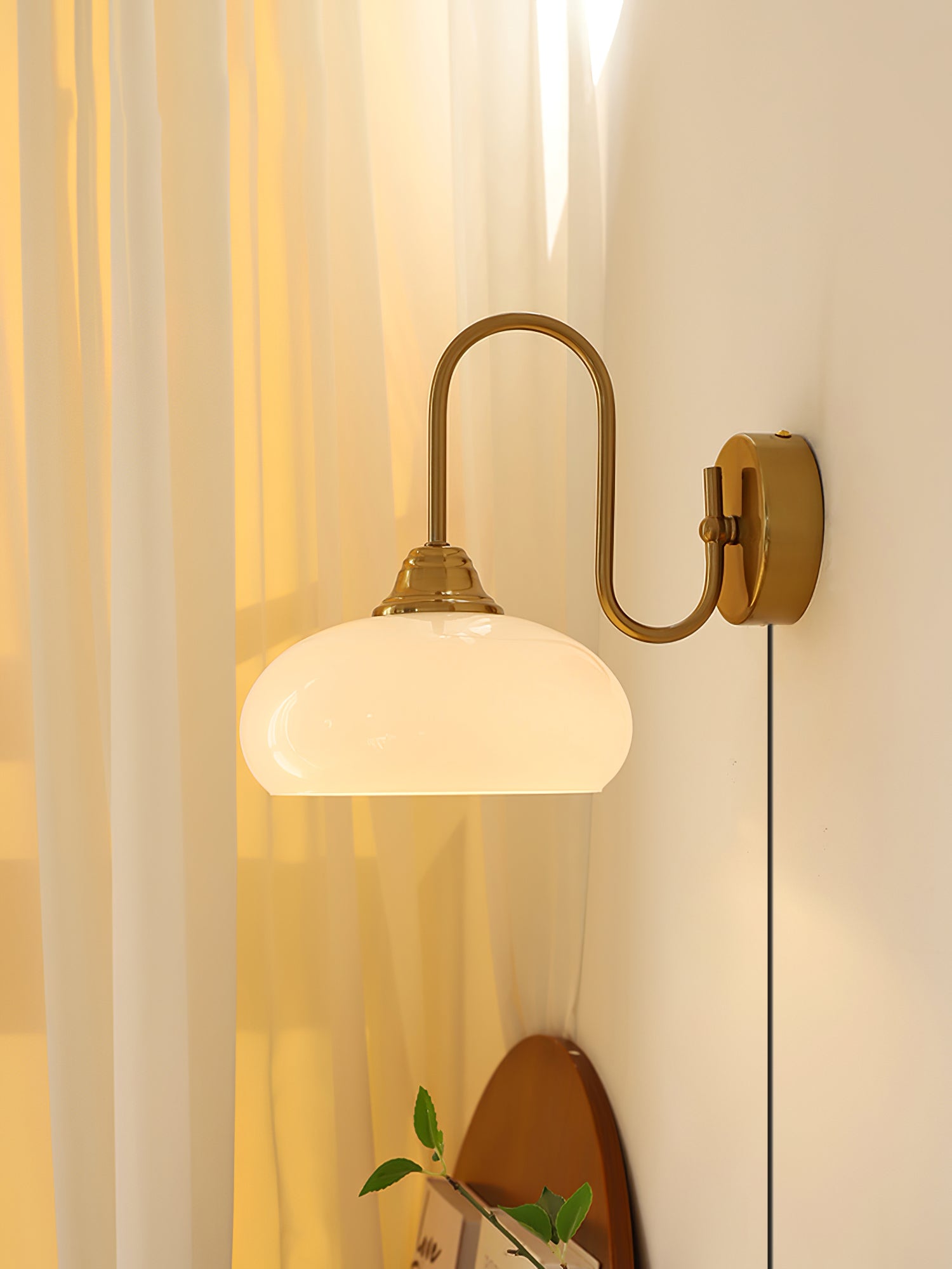 Nova Glass Plug-in Wall Lamp