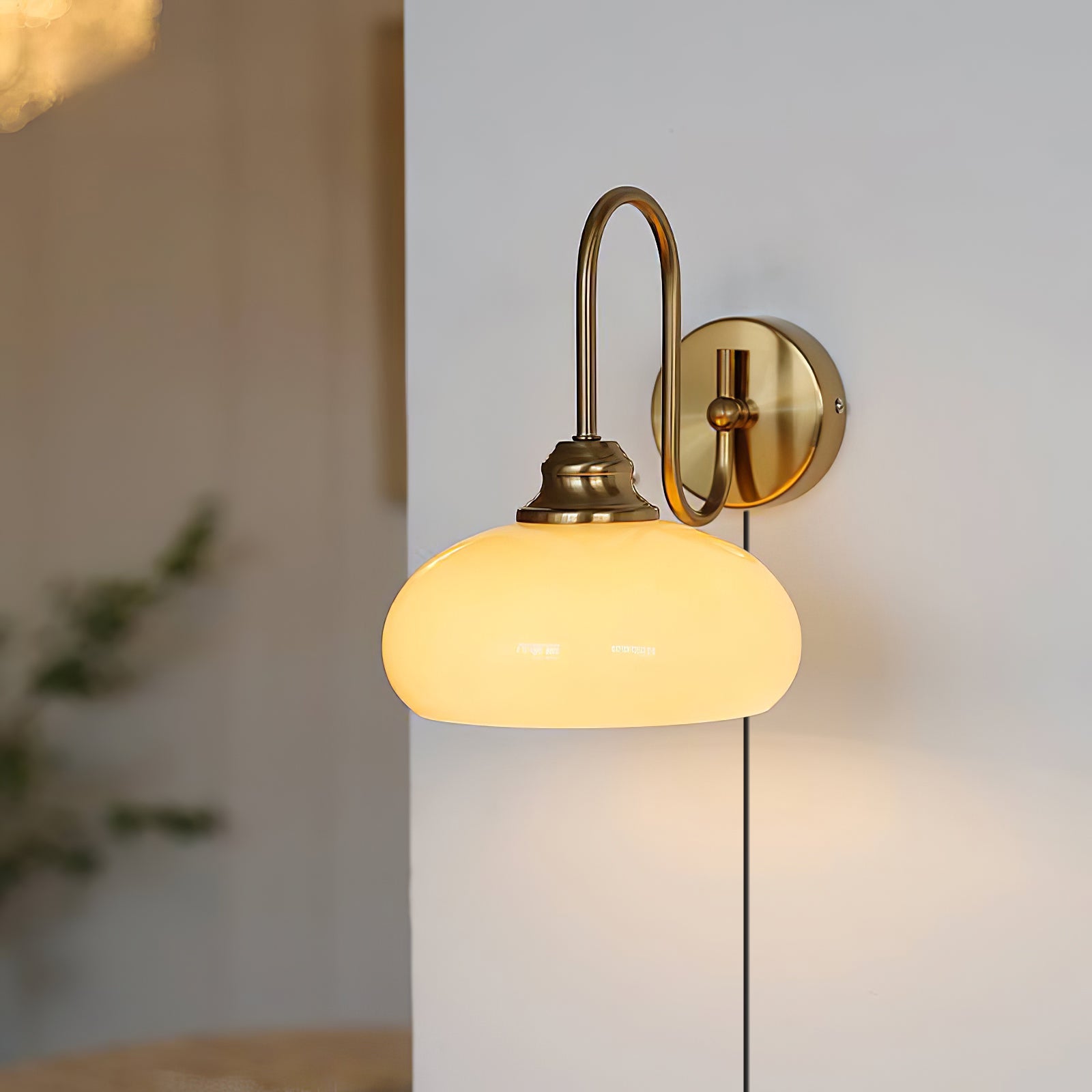 Nova Glass Plug-in Wall Lamp