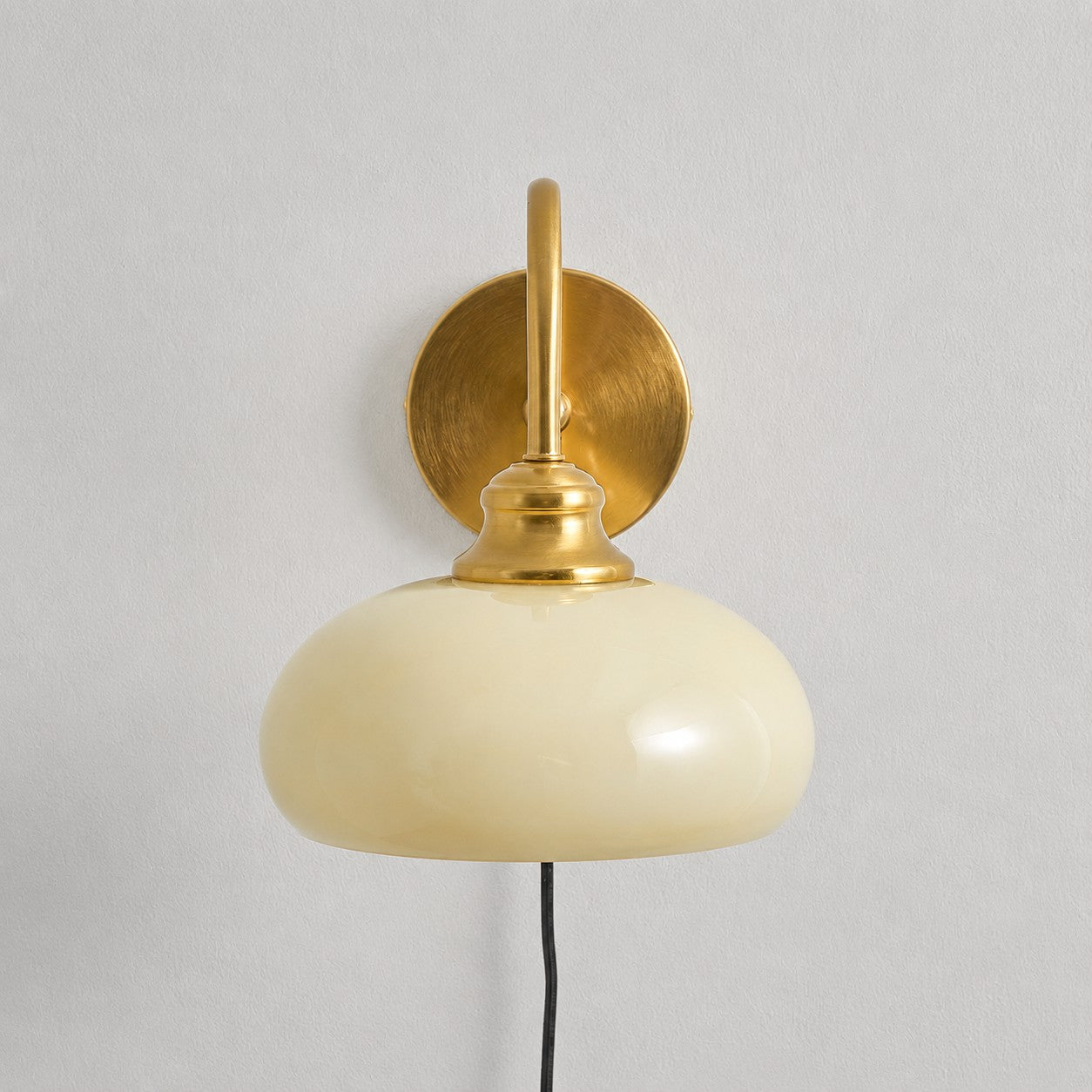 Nova Glass Plug-in Wall Lamp
