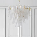 Bild in Galerie-Betrachter laden, Novida Chandelier
