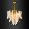 Bild in Galerie-Betrachter laden, Novida Chandelier
