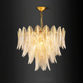 Bild in Galerie-Betrachter laden, Novida Chandelier
