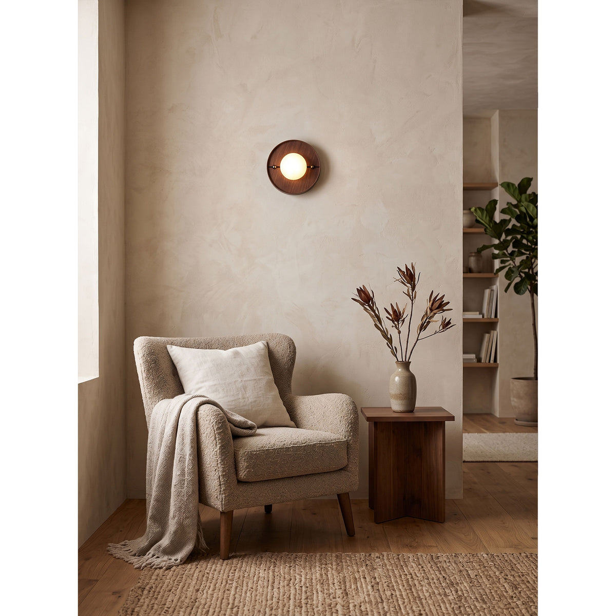 Odis Alabaster Wall Lamp