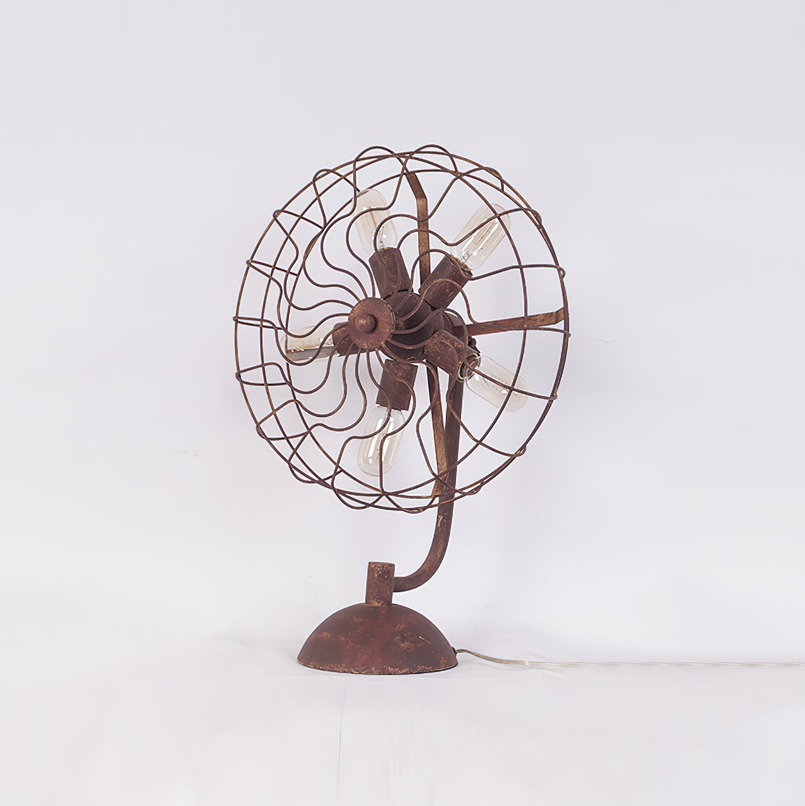 Old Style Fan Table Lamp