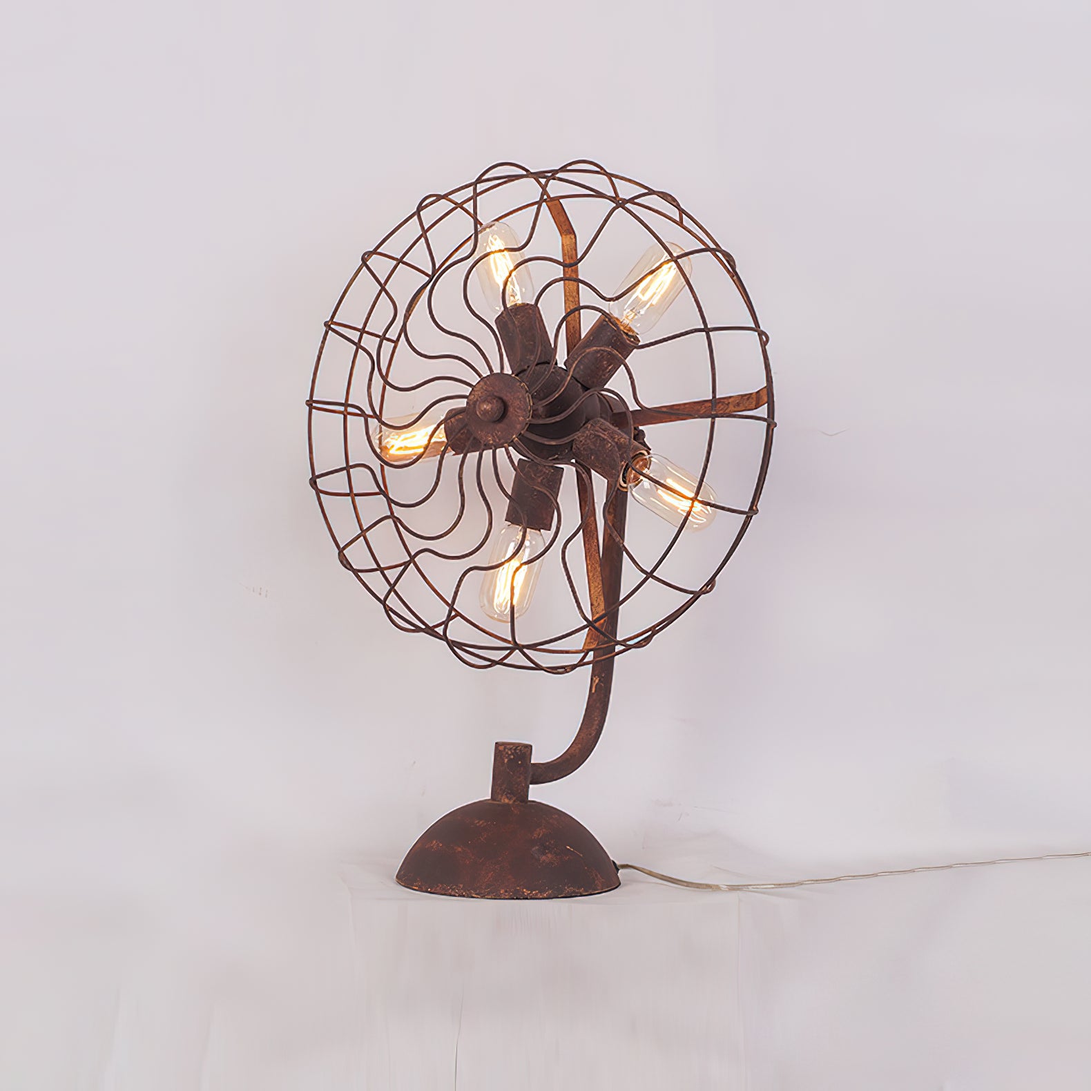 Old Style Fan Table Lamp