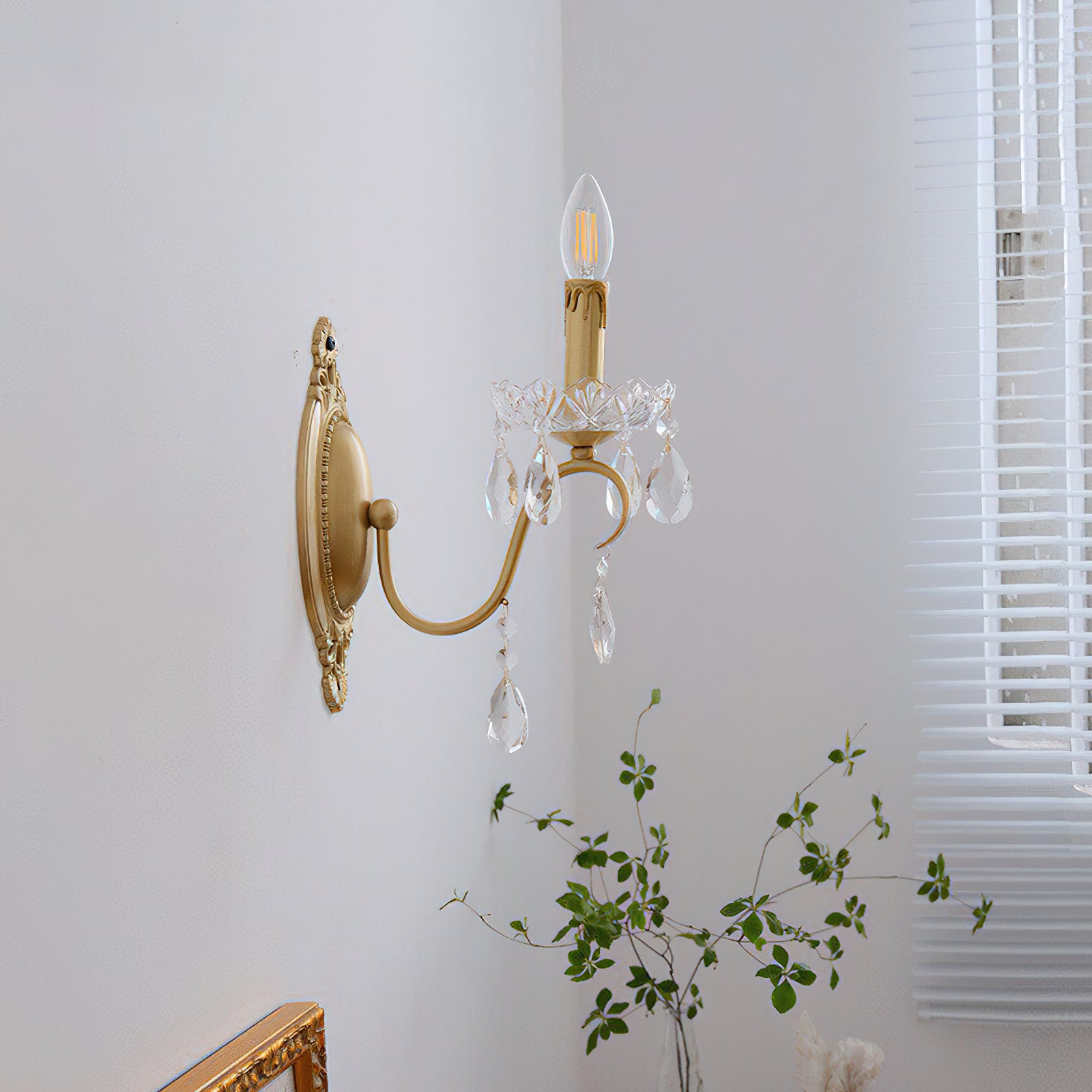 Ondersley Crystal Wall Lamp