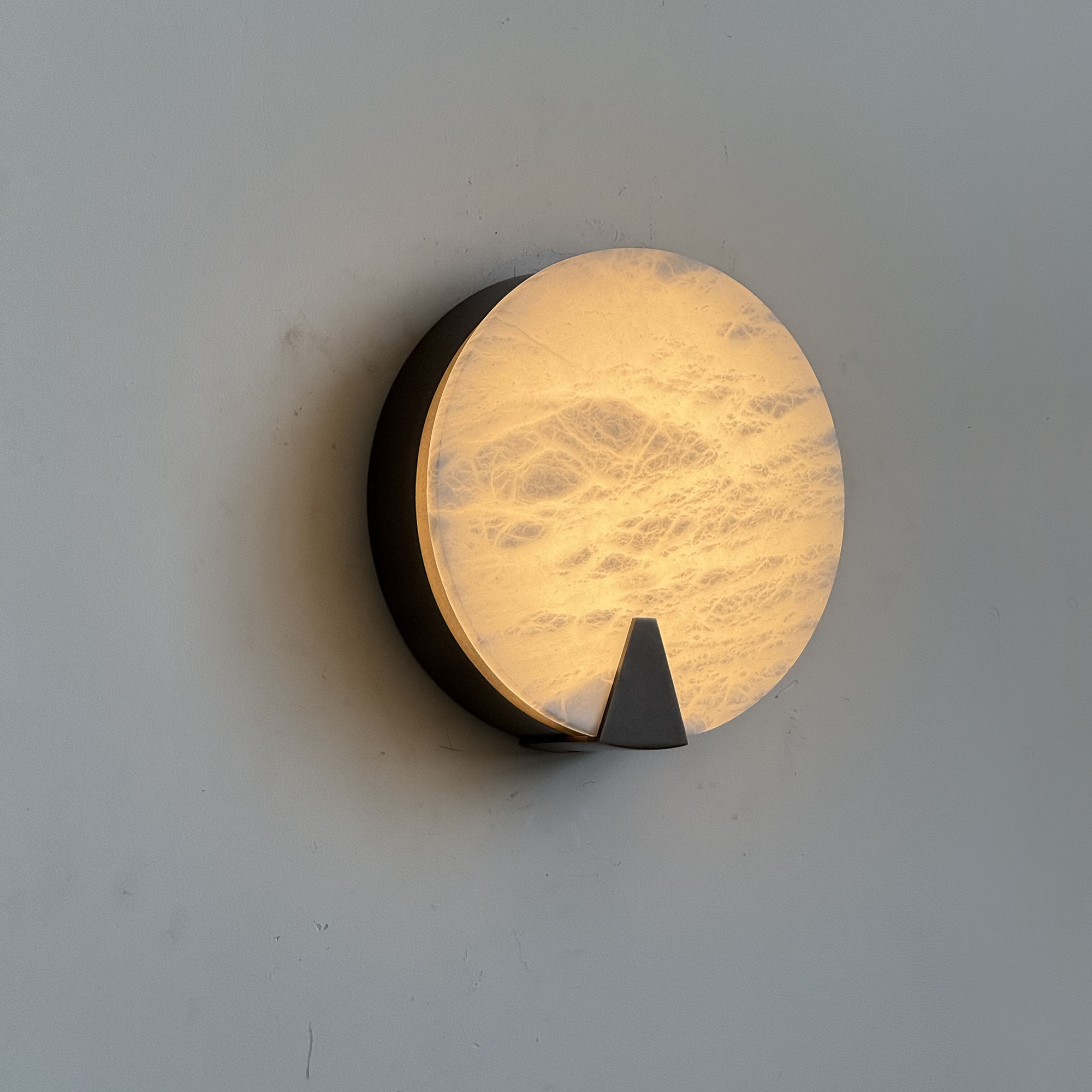 Ophelia Alabaster Round Sconce
