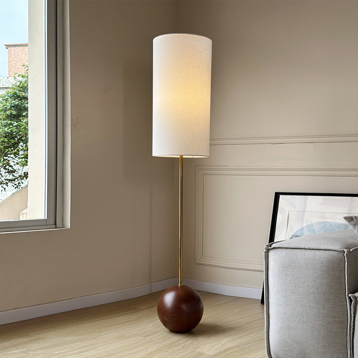 Lampadaire sphère en bois Orbis