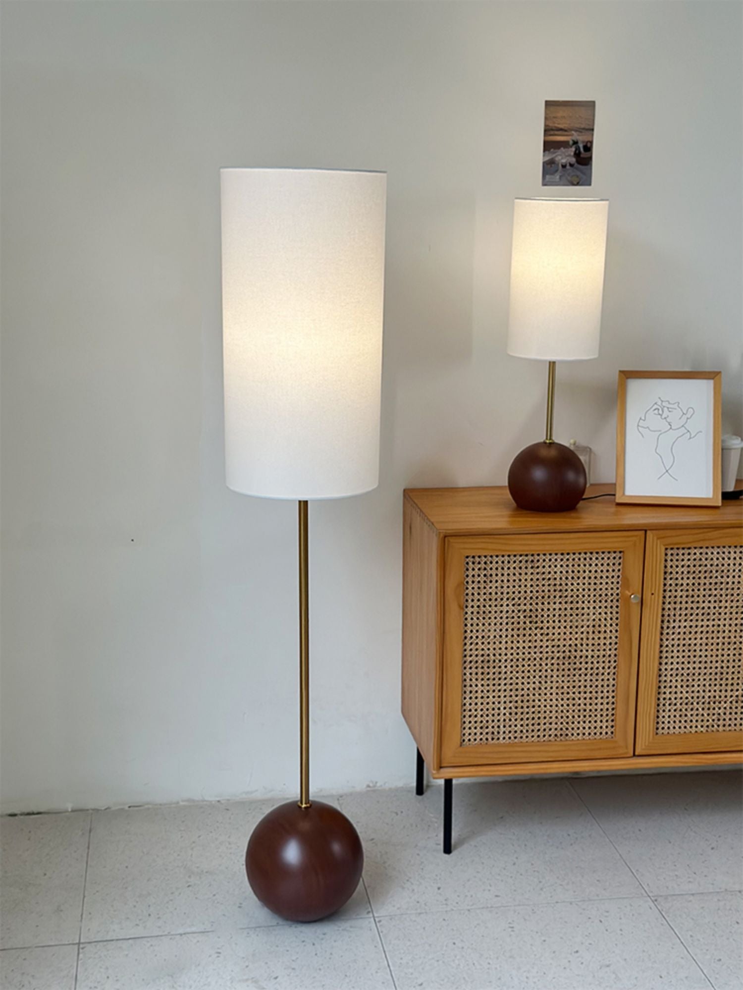 Lampadaire sphère en bois Orbis