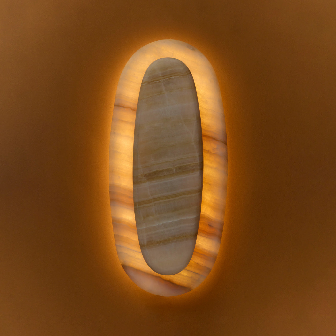 Oro Onyx Wall Lamp