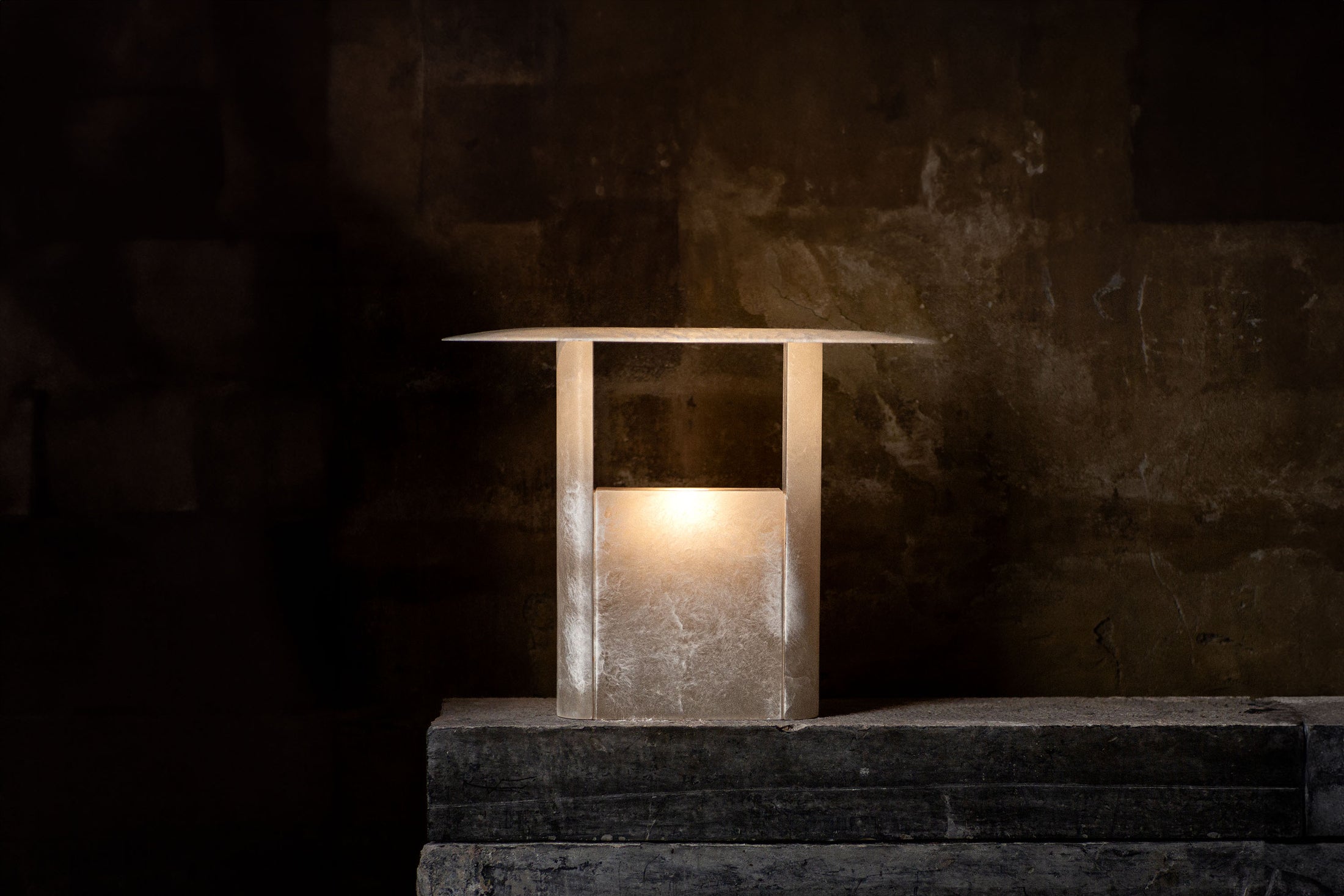 Pagoda Alabaster Table Lamp