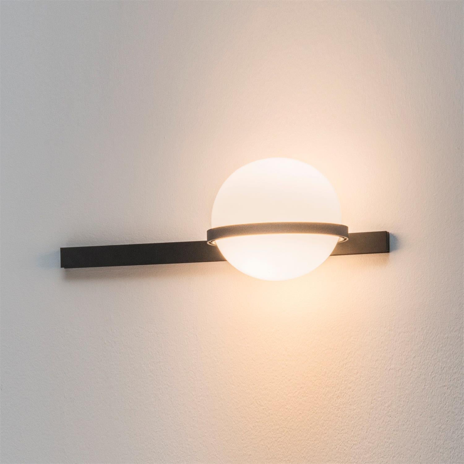 Palma Wall Lamp