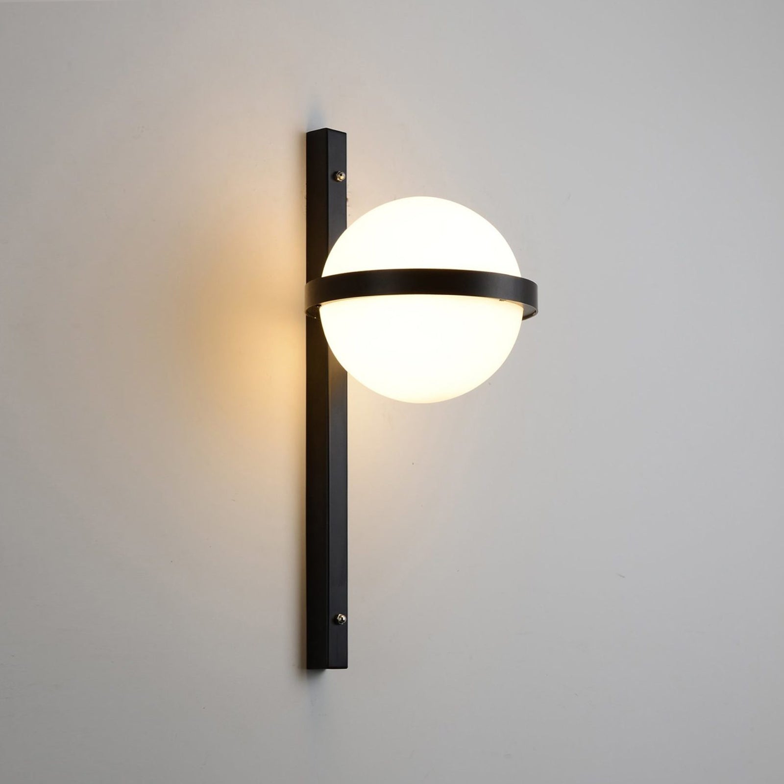 Palma Wall Lamp