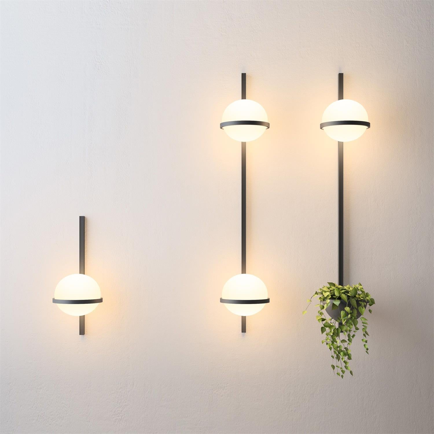 Palma Wall Lamp