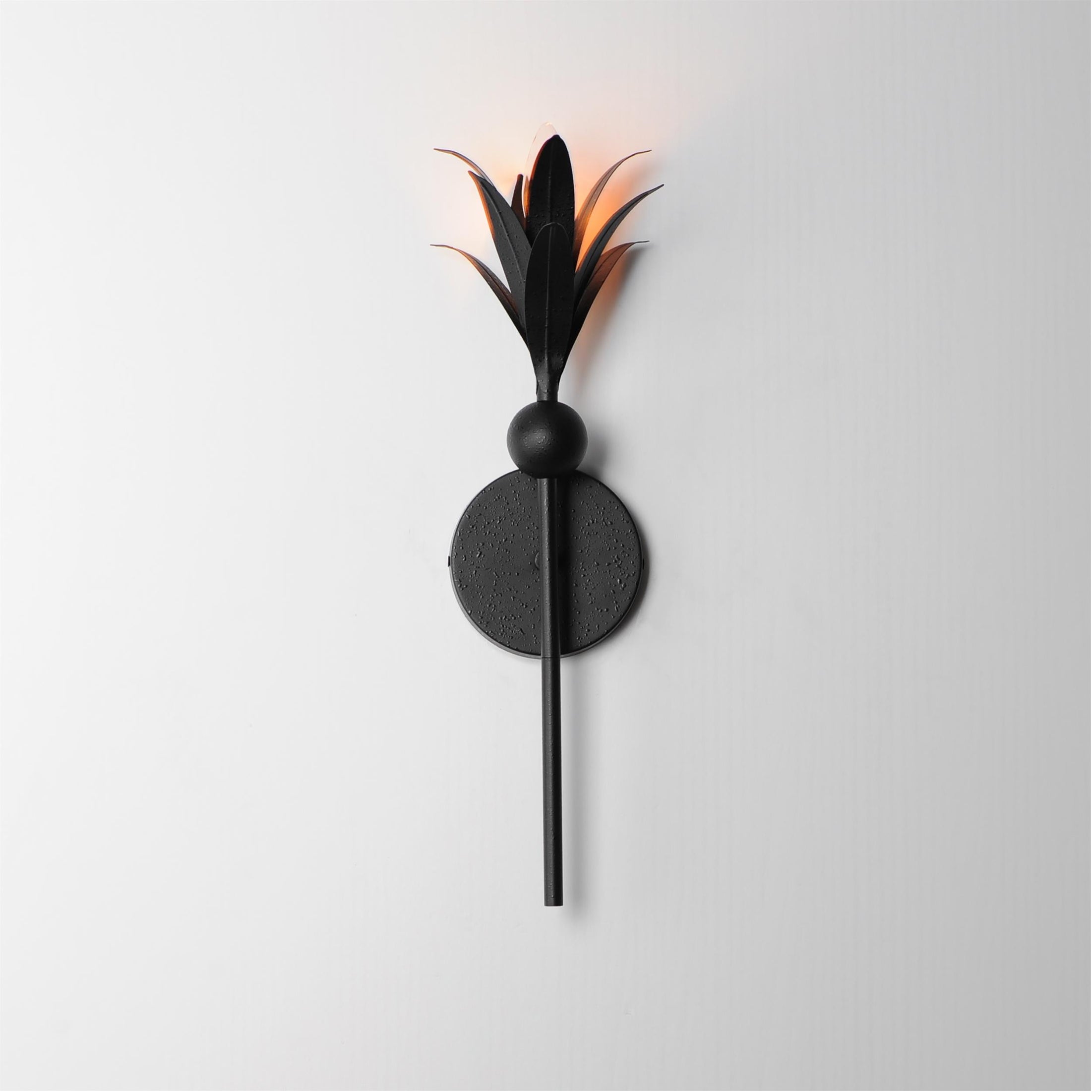 Paloma Wall Lamp