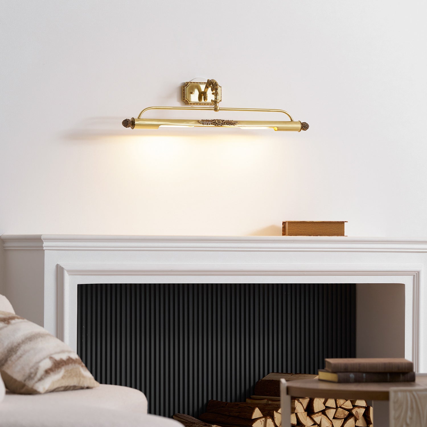 Pania Brass Wall Lamp