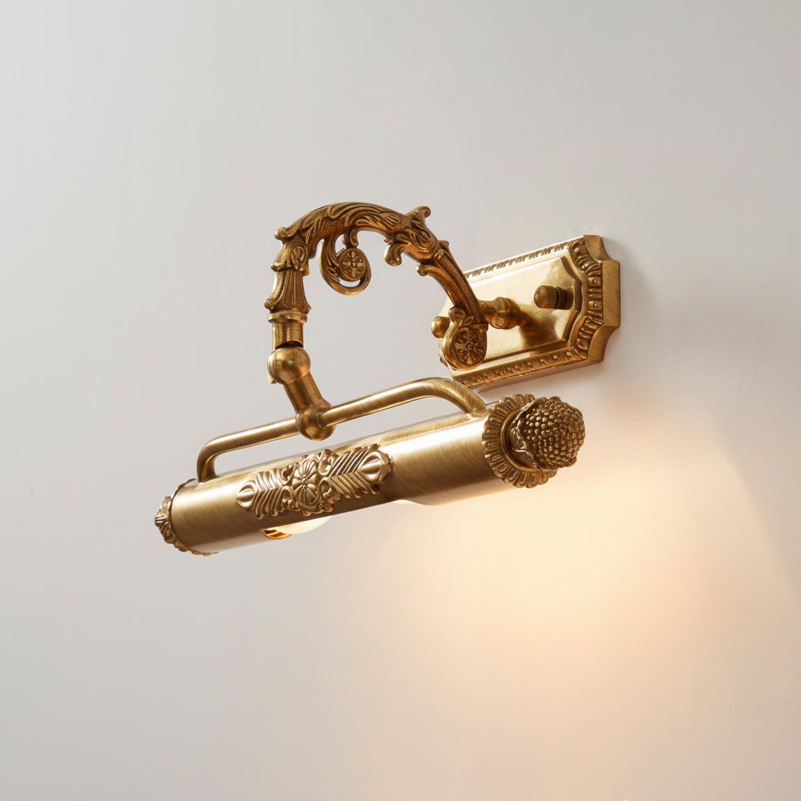 Pania Brass Wall Lamp