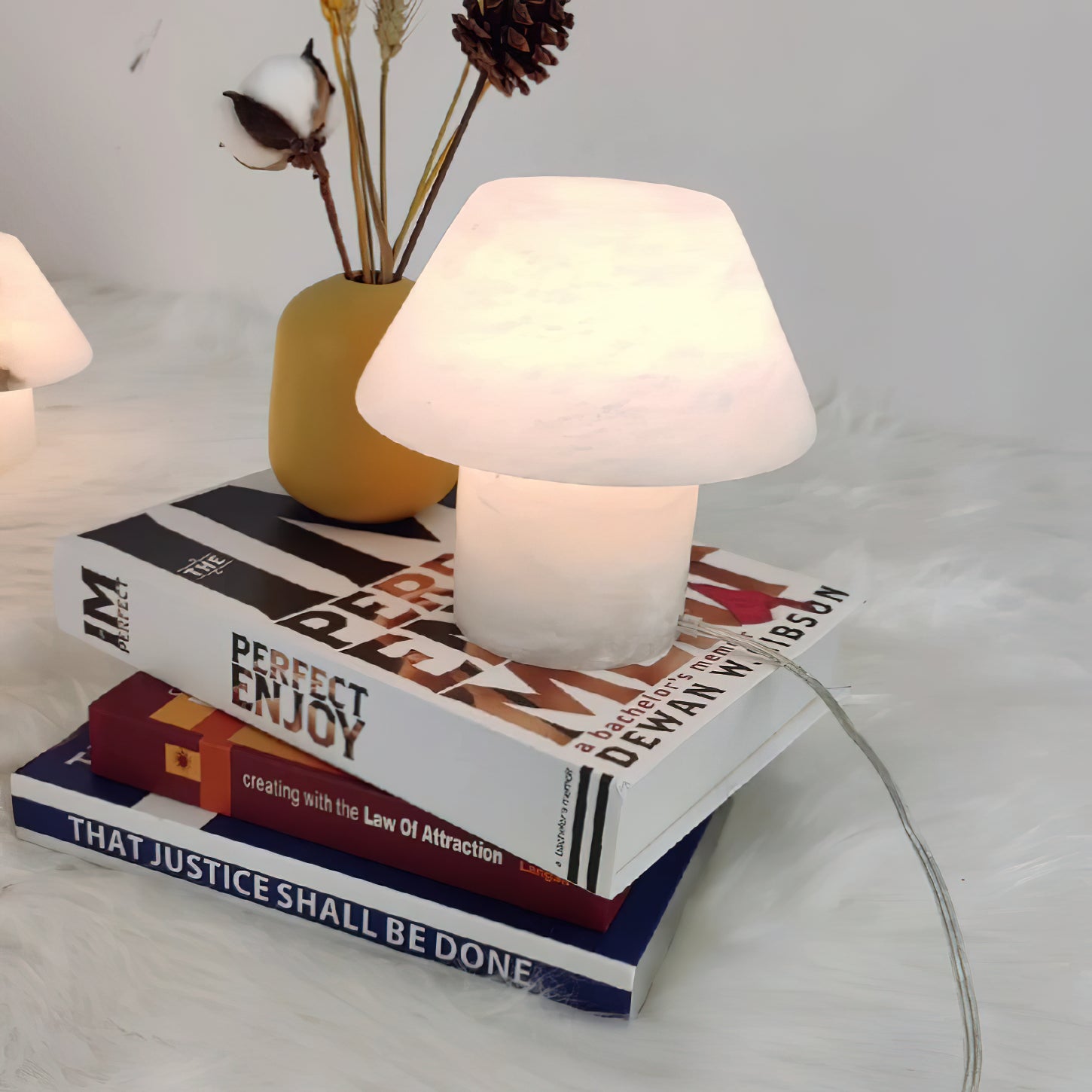 Parachilna Petra Table Lamp