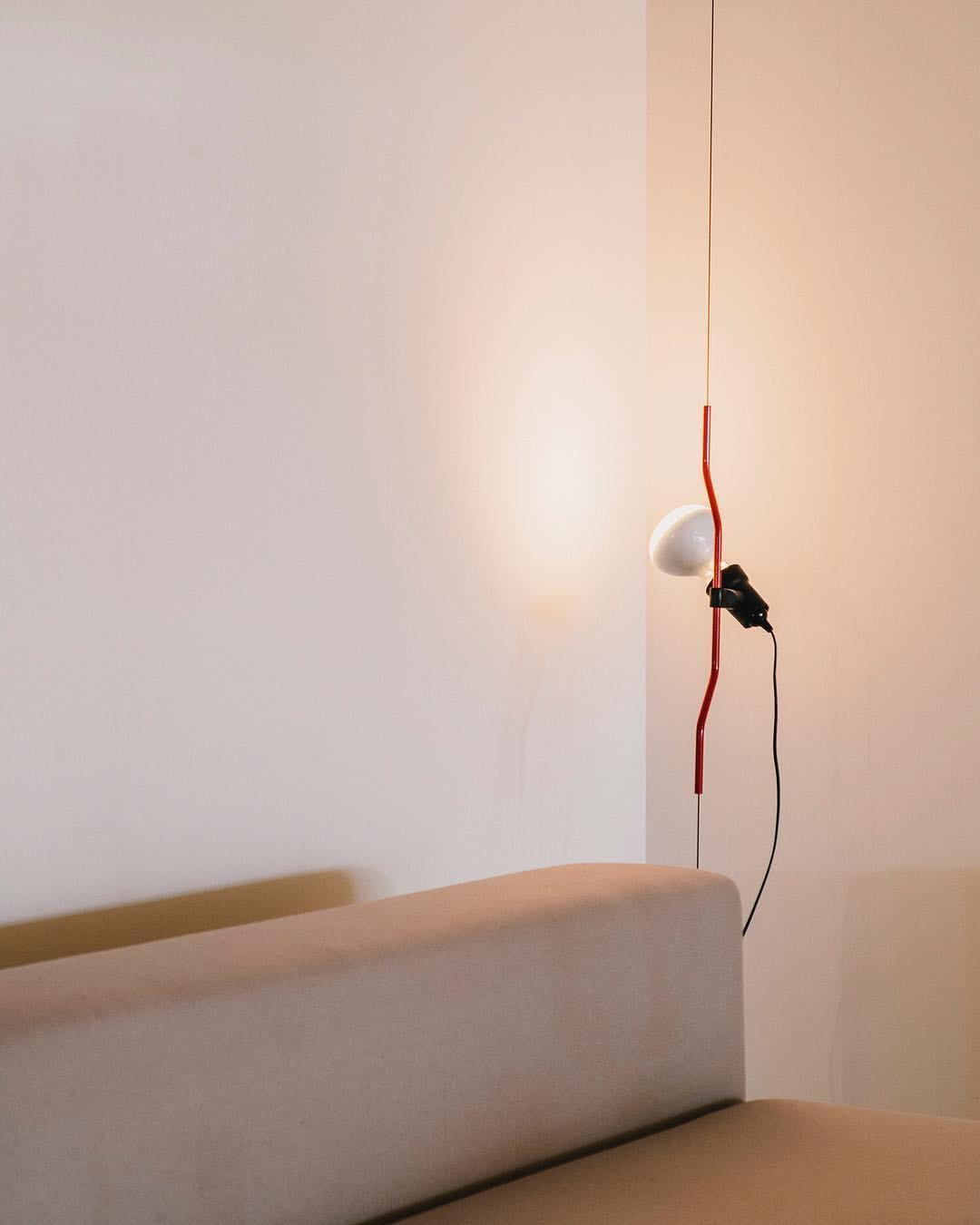 Parentesi Pendant Light